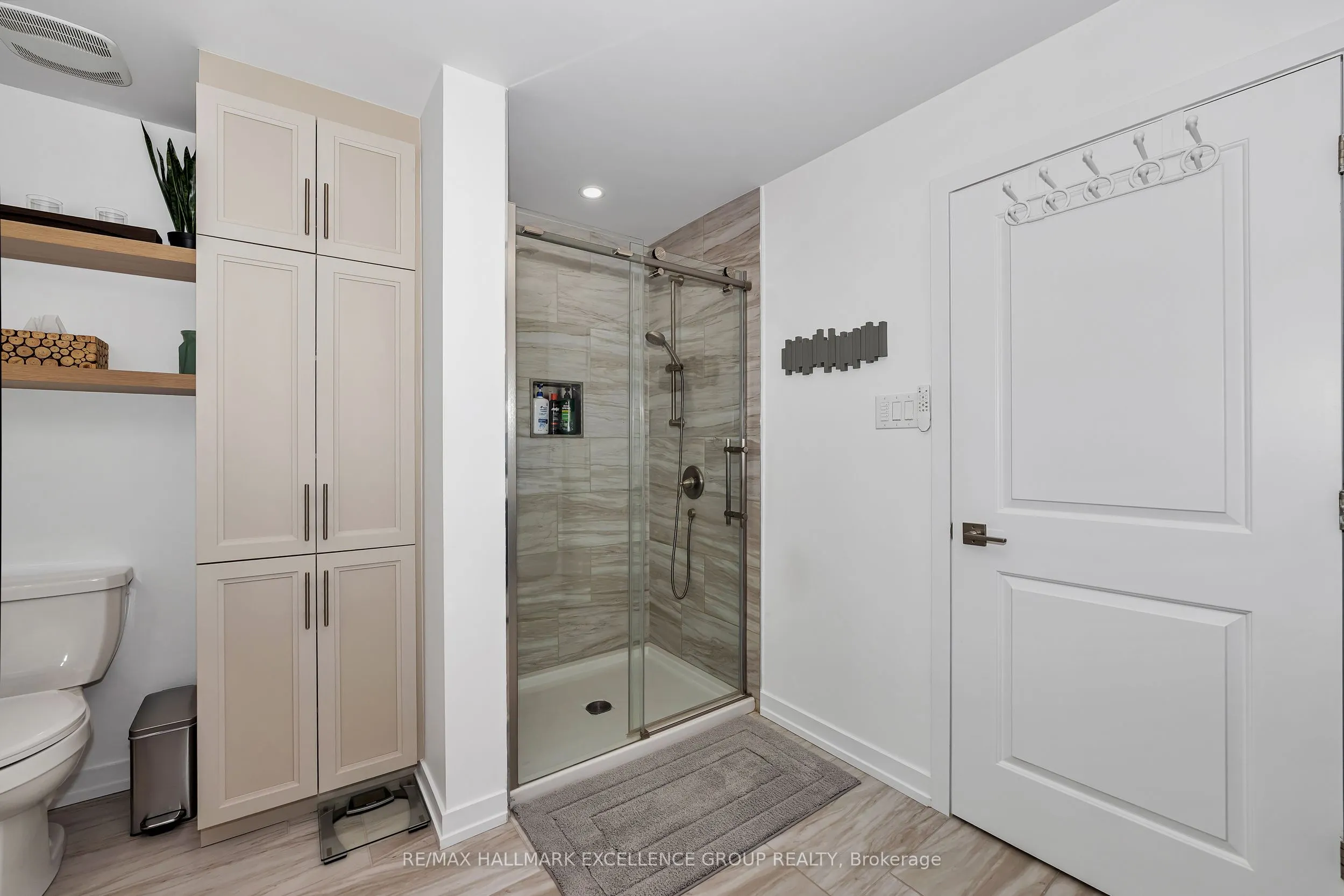 360 Montee Outaouais Road, #707