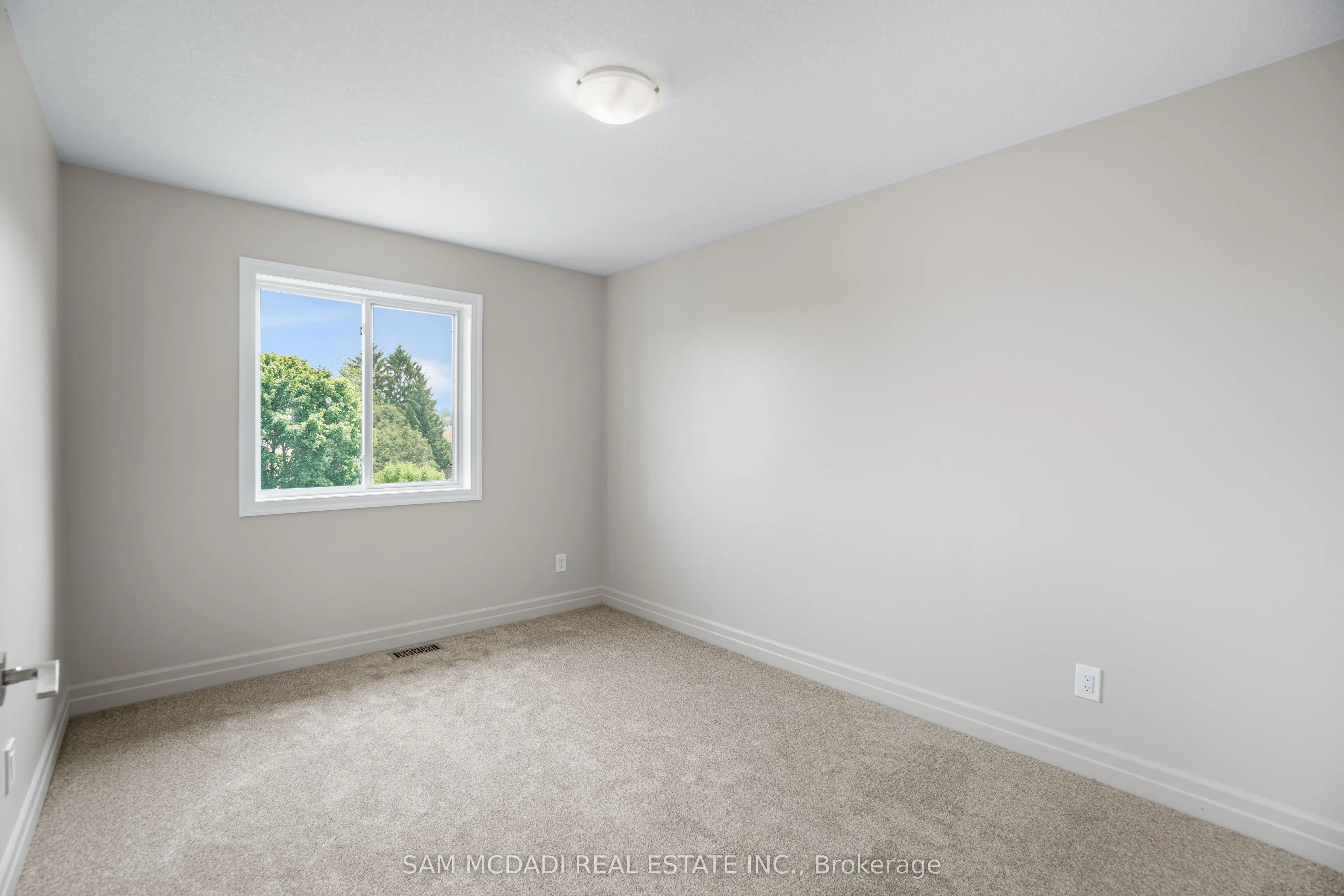 1023 Devonshire Avenue, #25