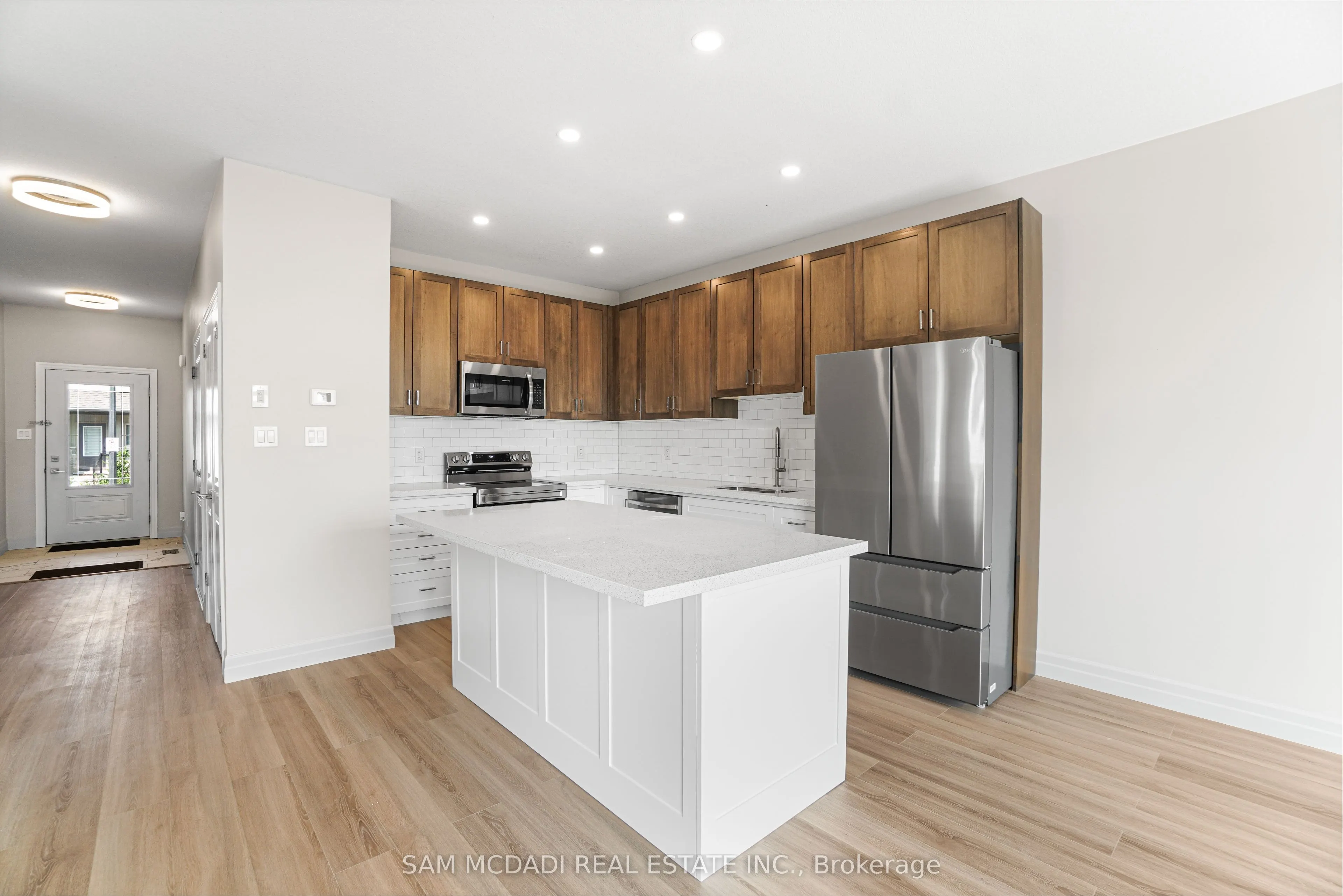1023 Devonshire Avenue, #25