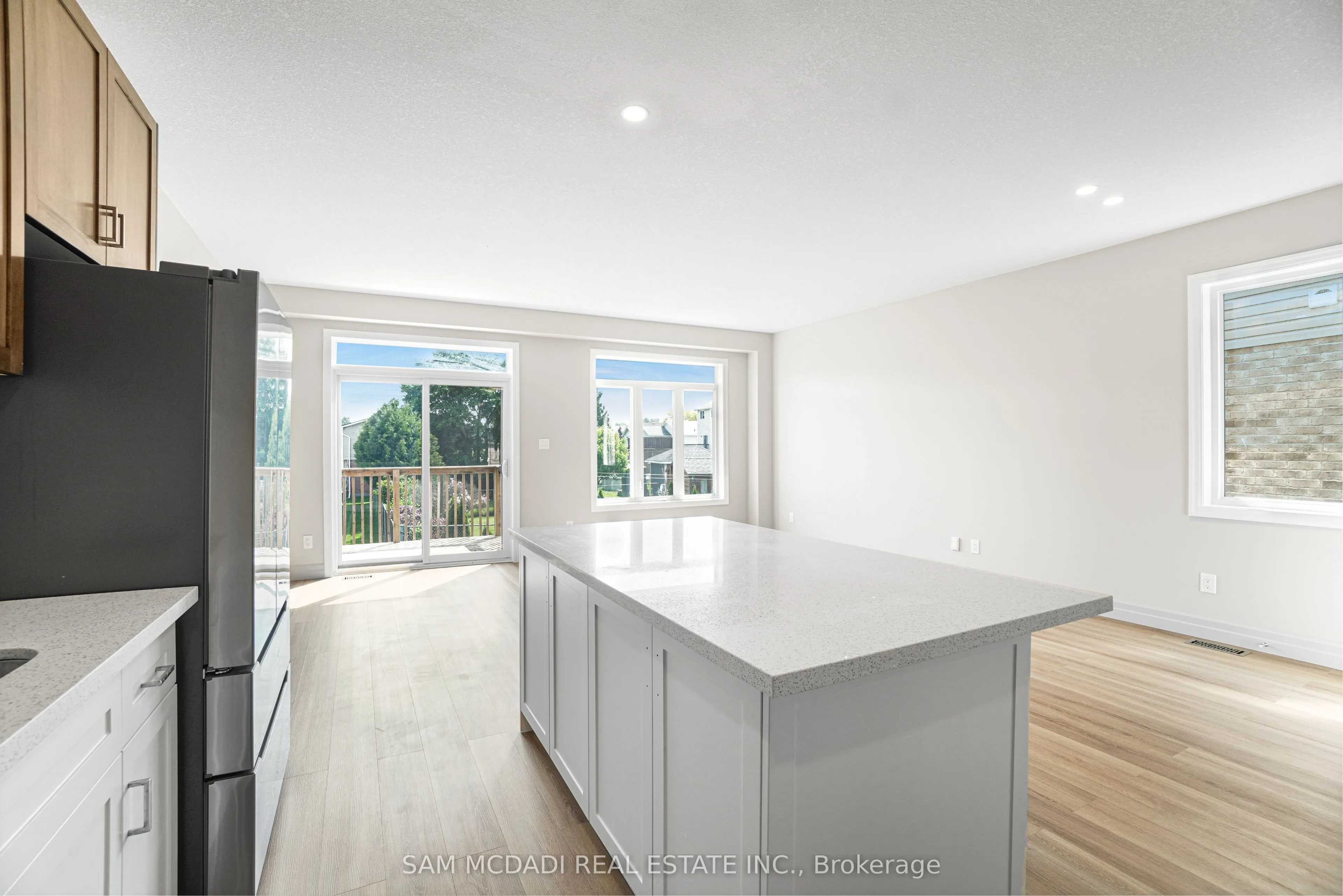 1023 Devonshire Avenue, #25