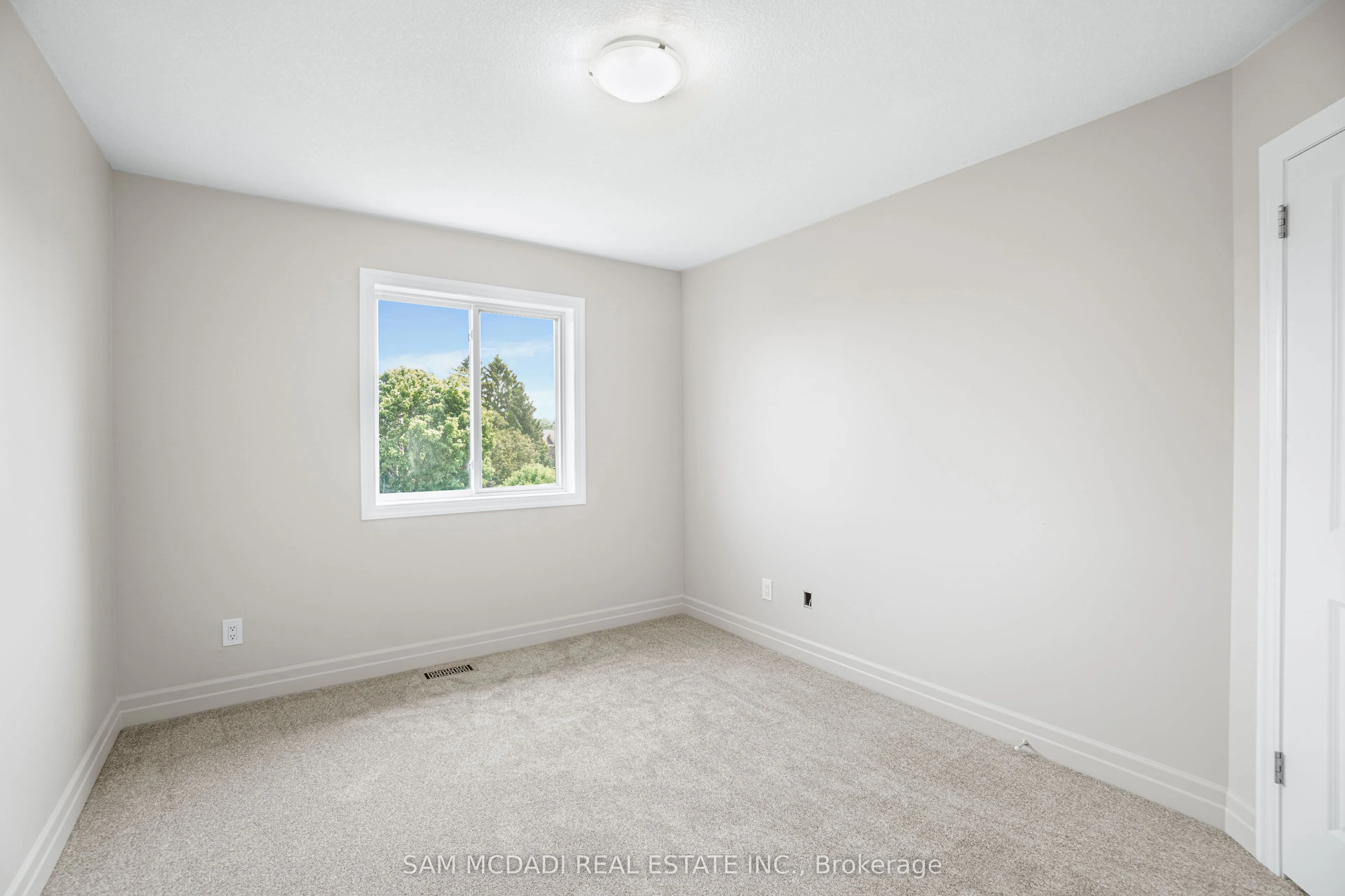 1023 Devonshire Avenue, #25