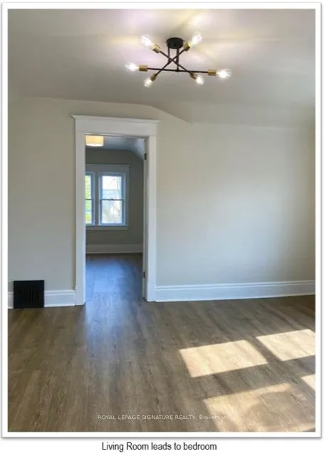 13 Delaware Avenue, #Upper