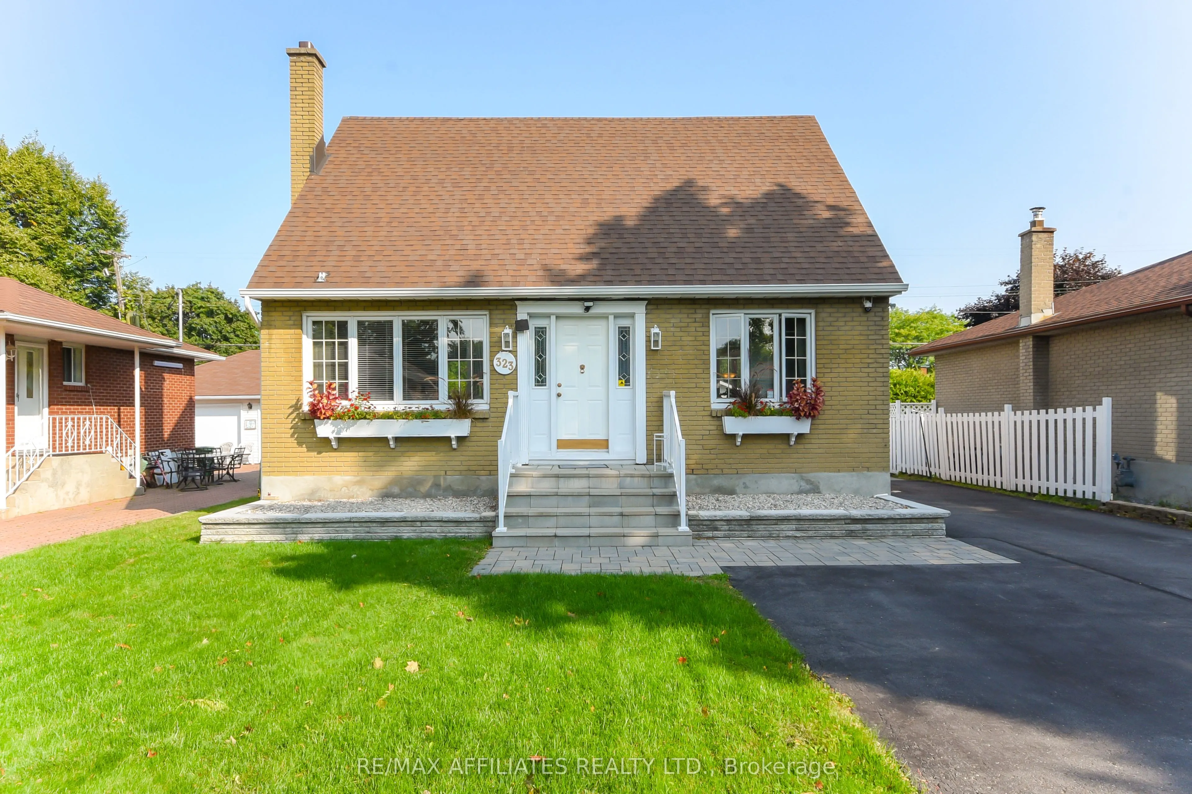 323 Fullerton Avenue