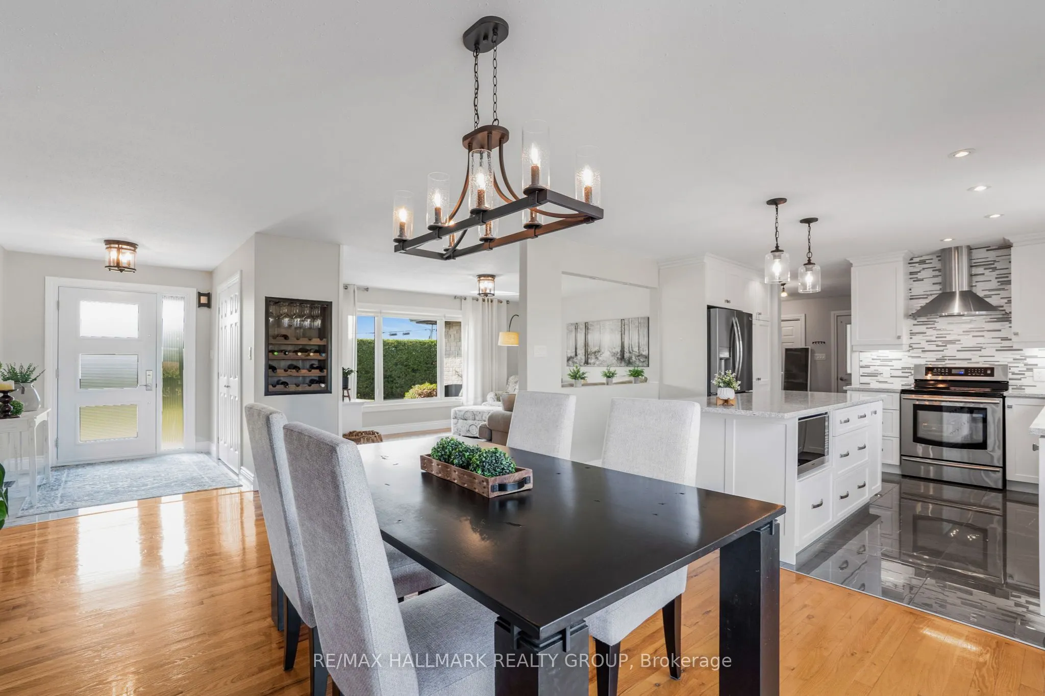 2321 DU LAC Road
