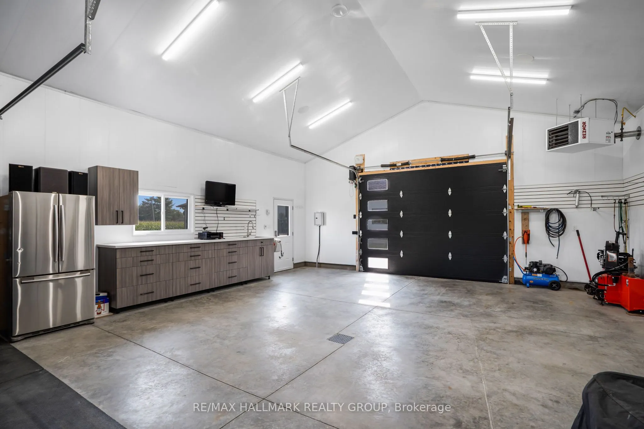 2321 DU LAC Road