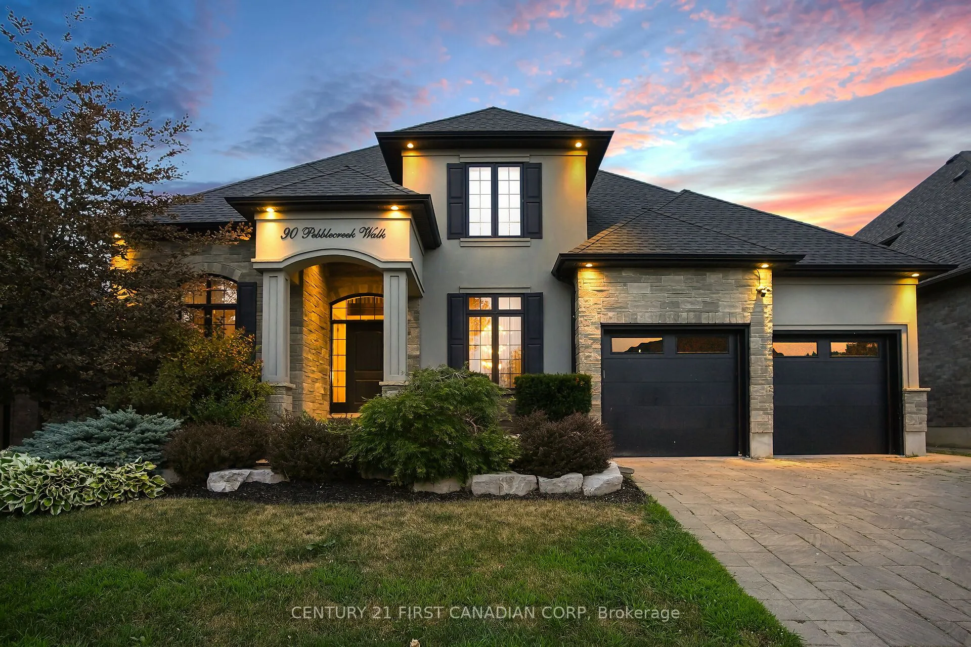 90 Pebblecreek Walk W