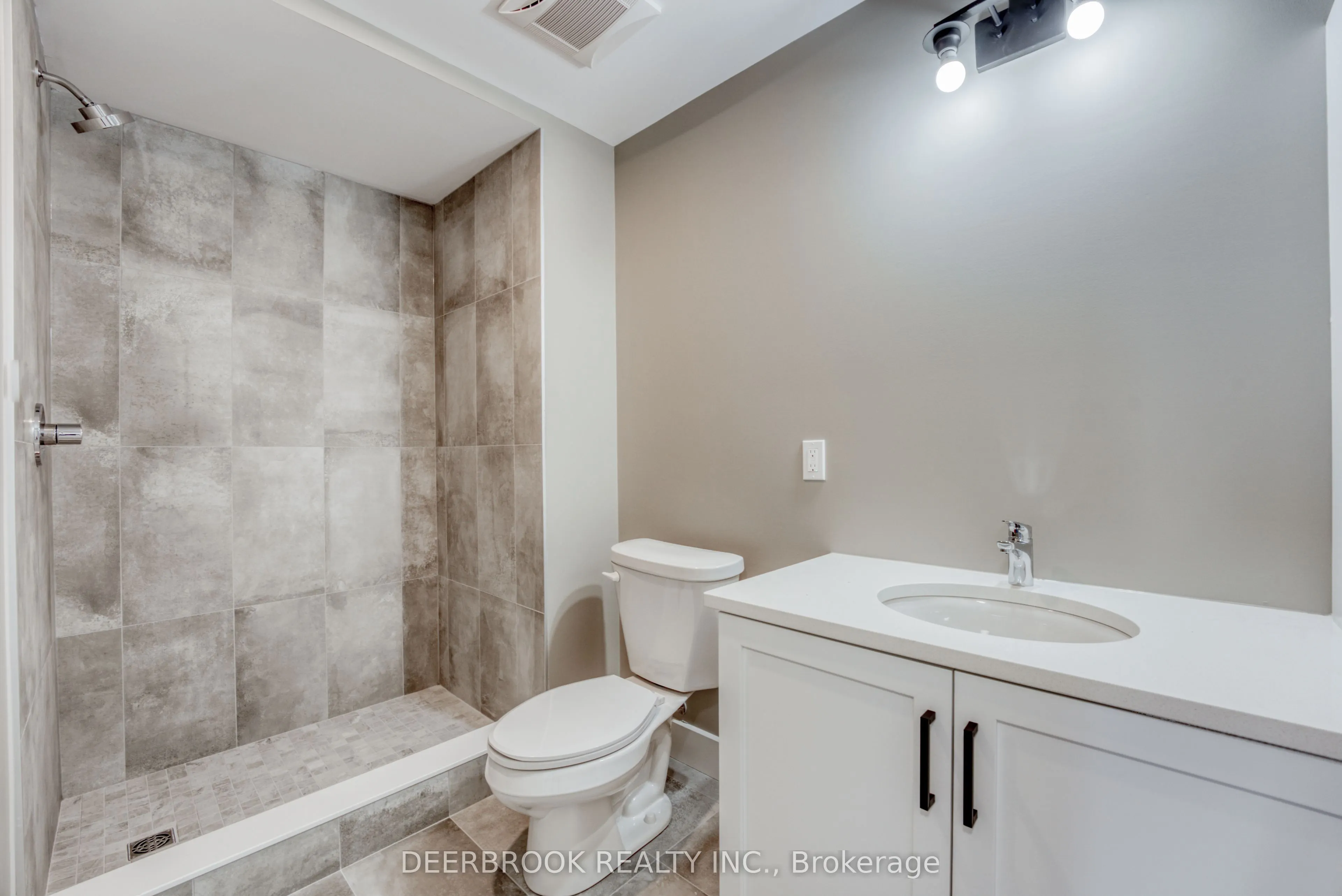 4578 Huron Church Line Road, #109
