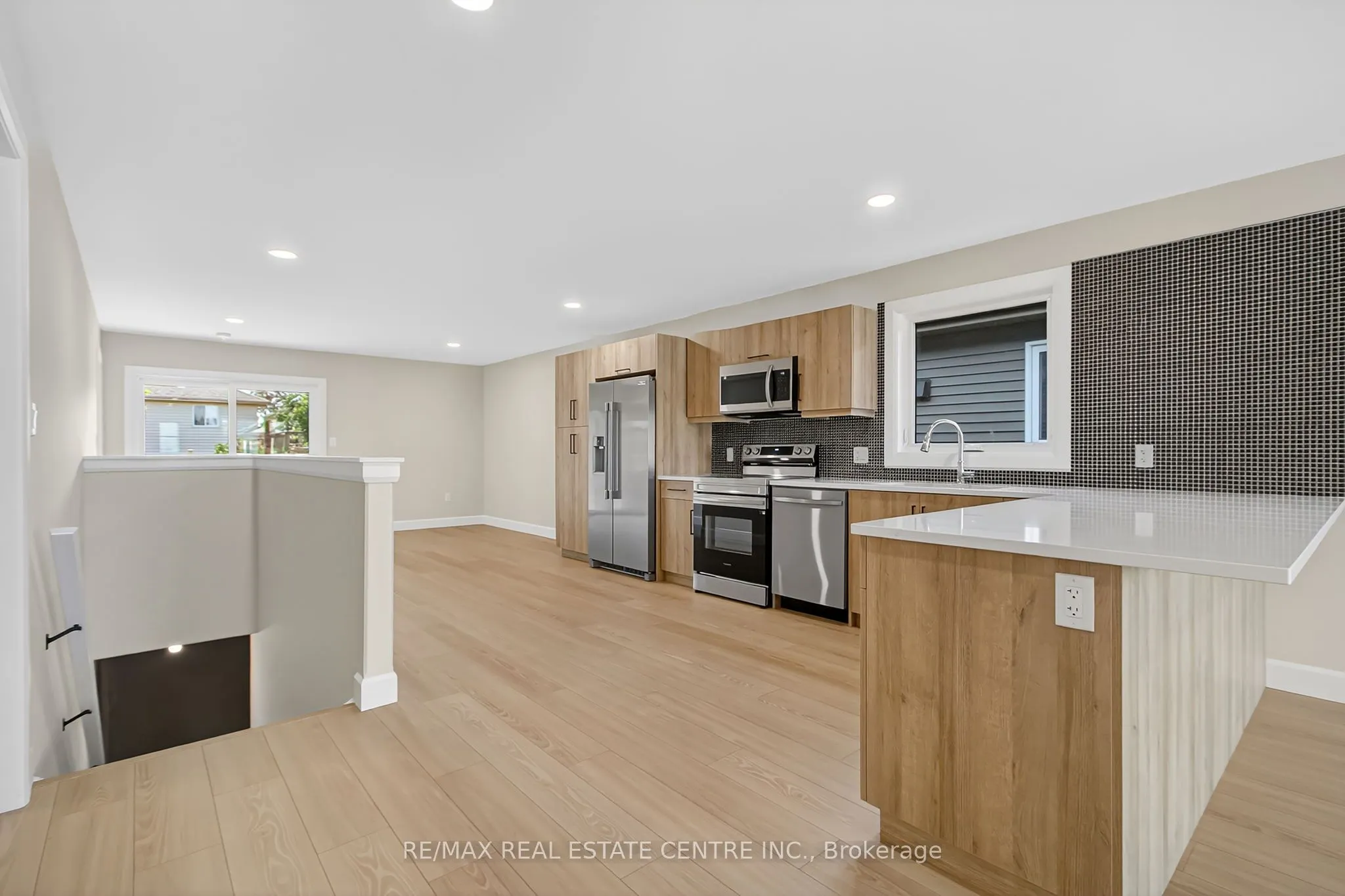 93 Moonstone Crescent