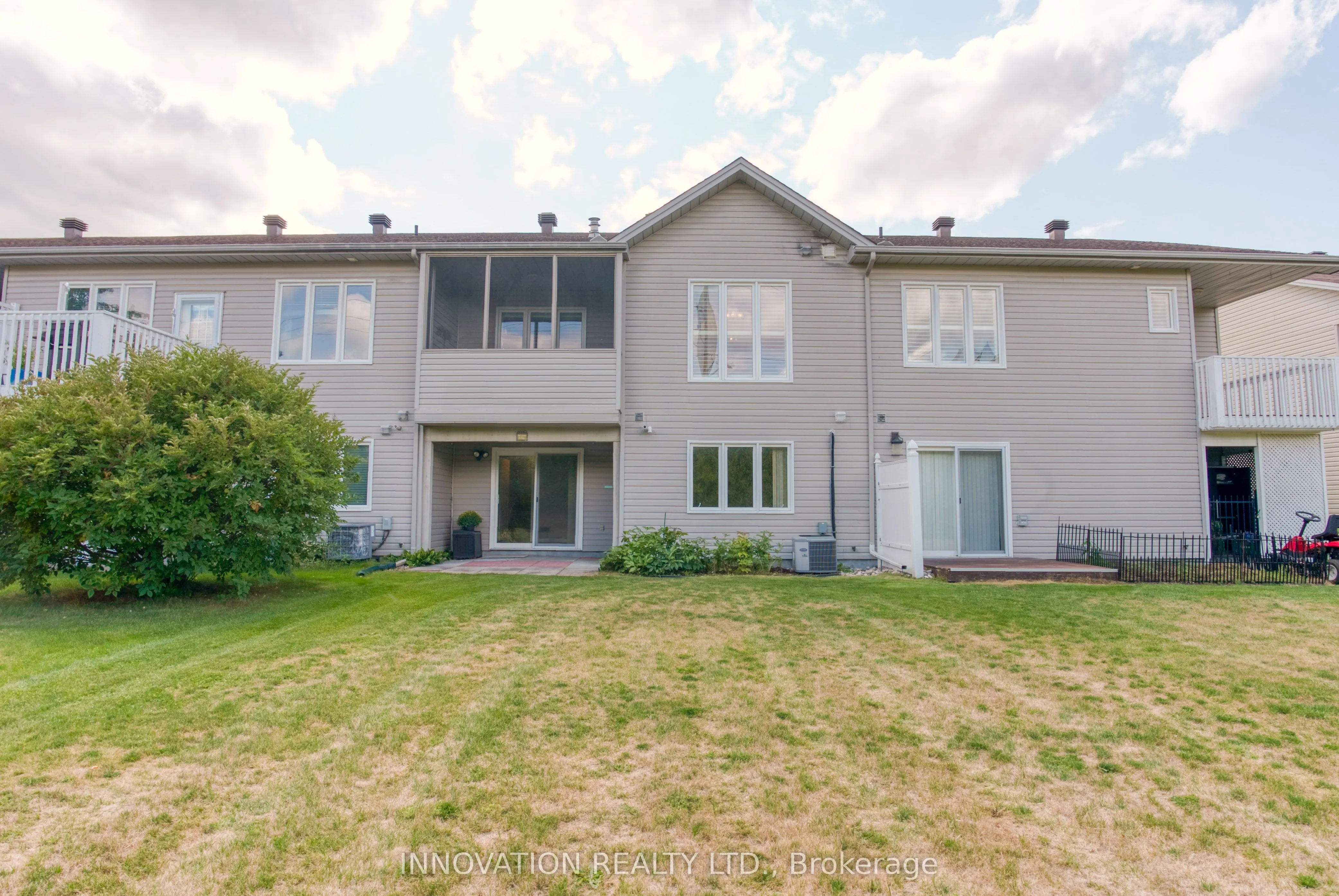 13 Eileen Crescent