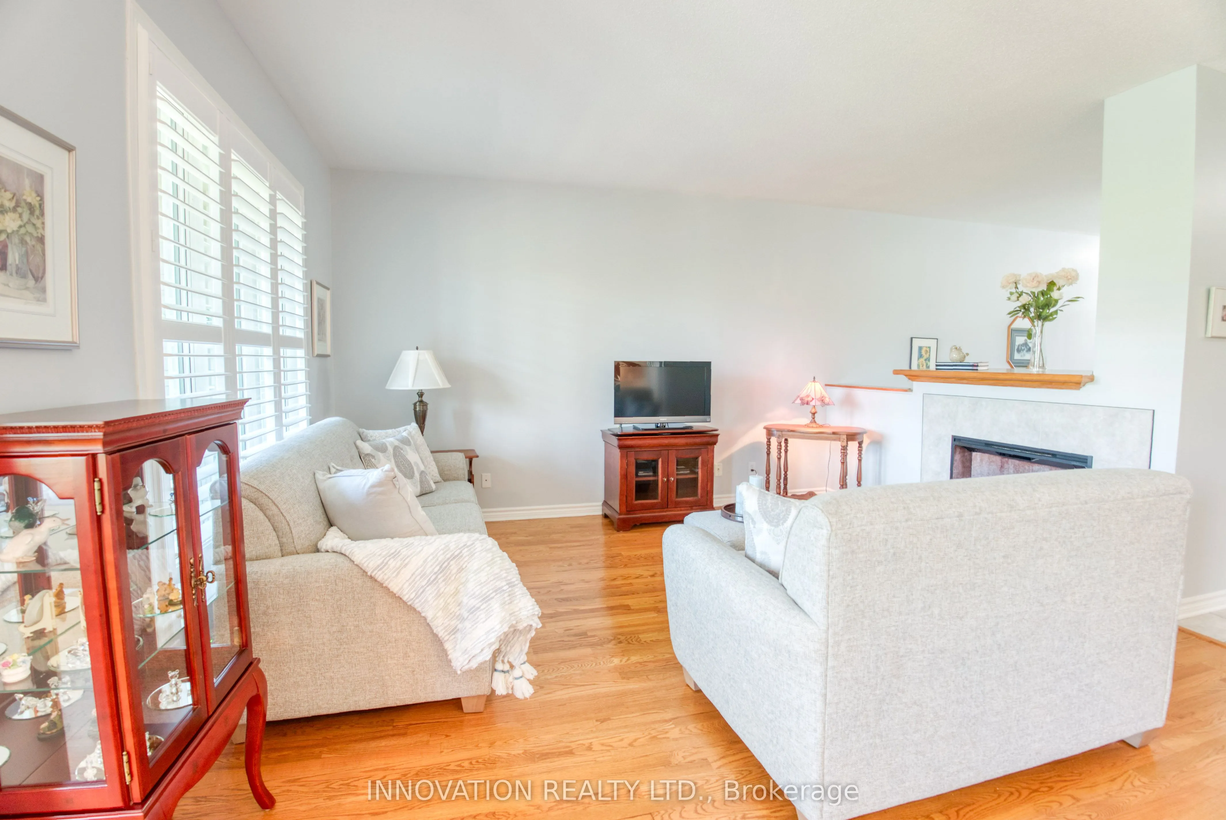 13 Eileen Crescent
