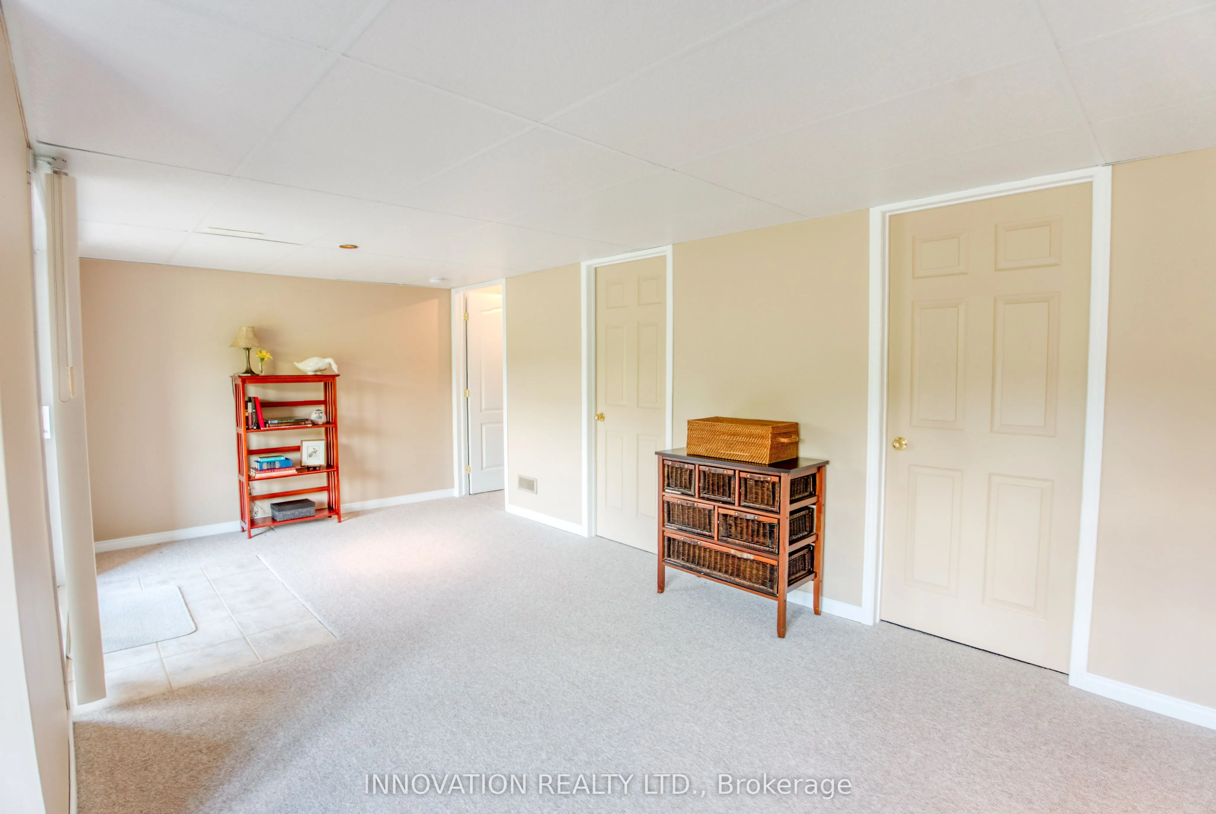 13 Eileen Crescent