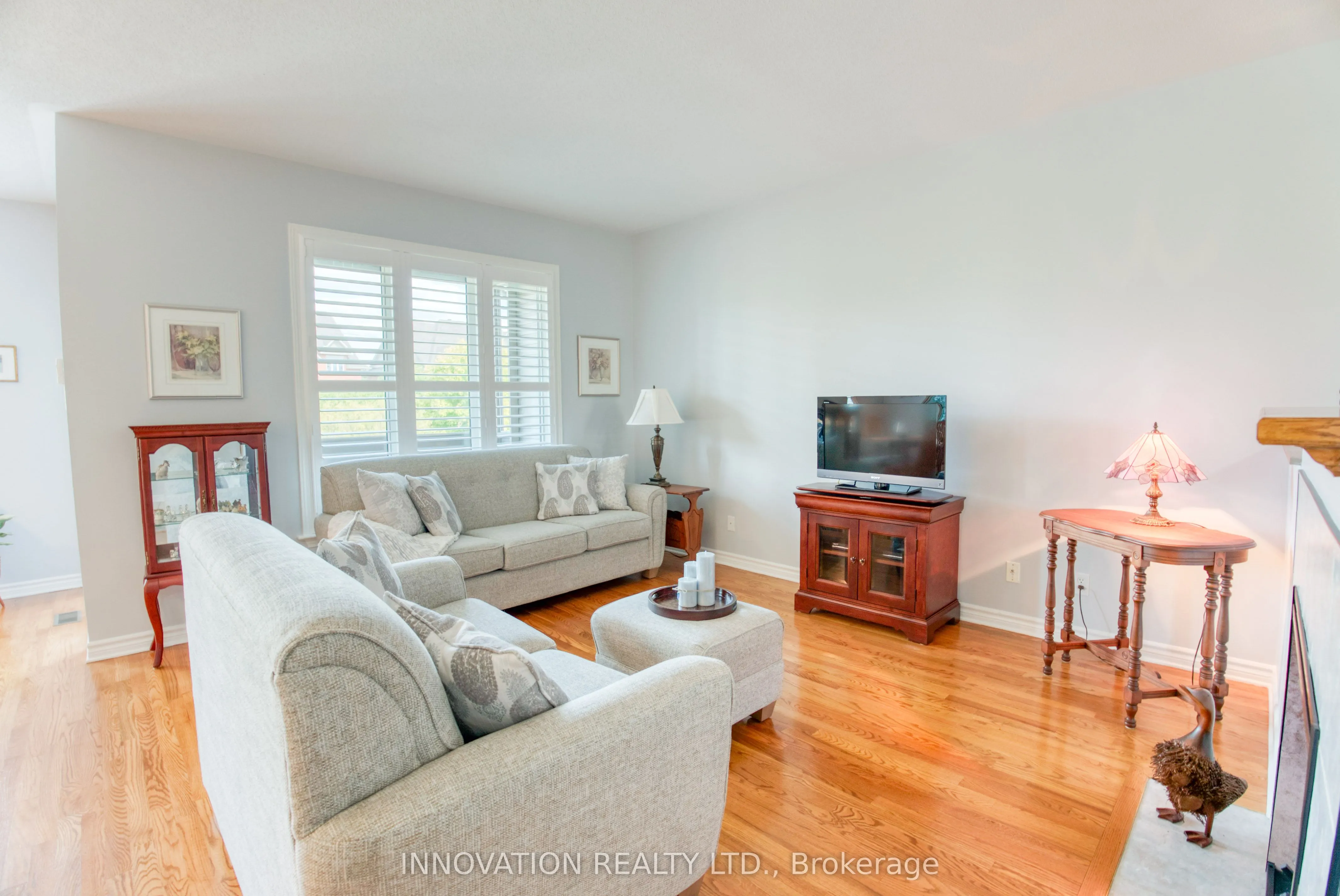 13 Eileen Crescent