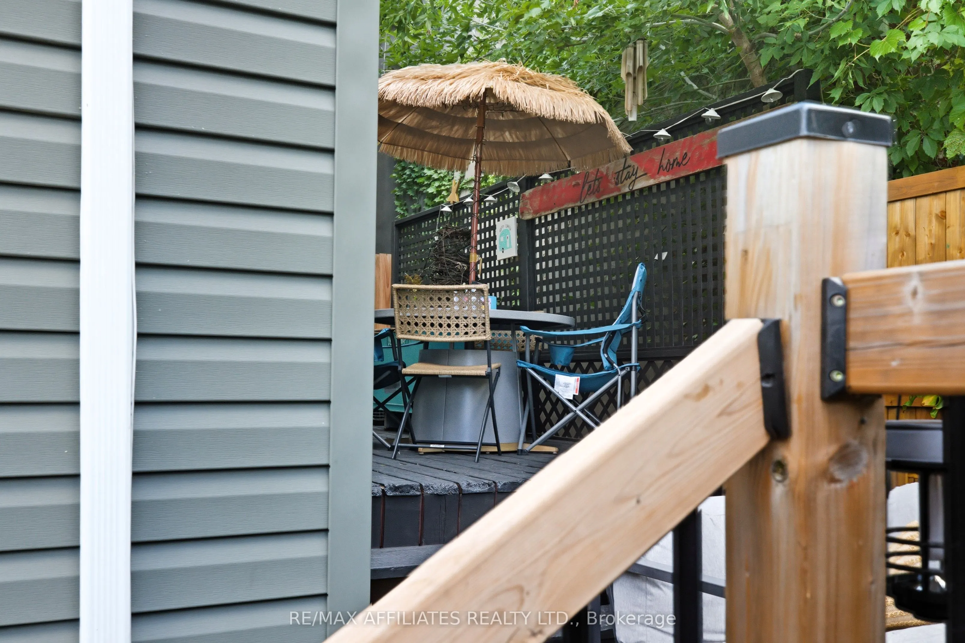 104 Bethune Street