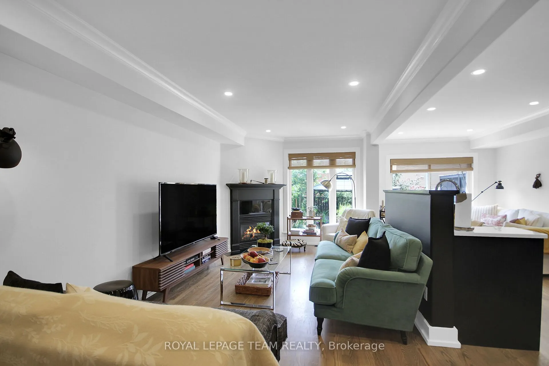 112 Talltree Crescent