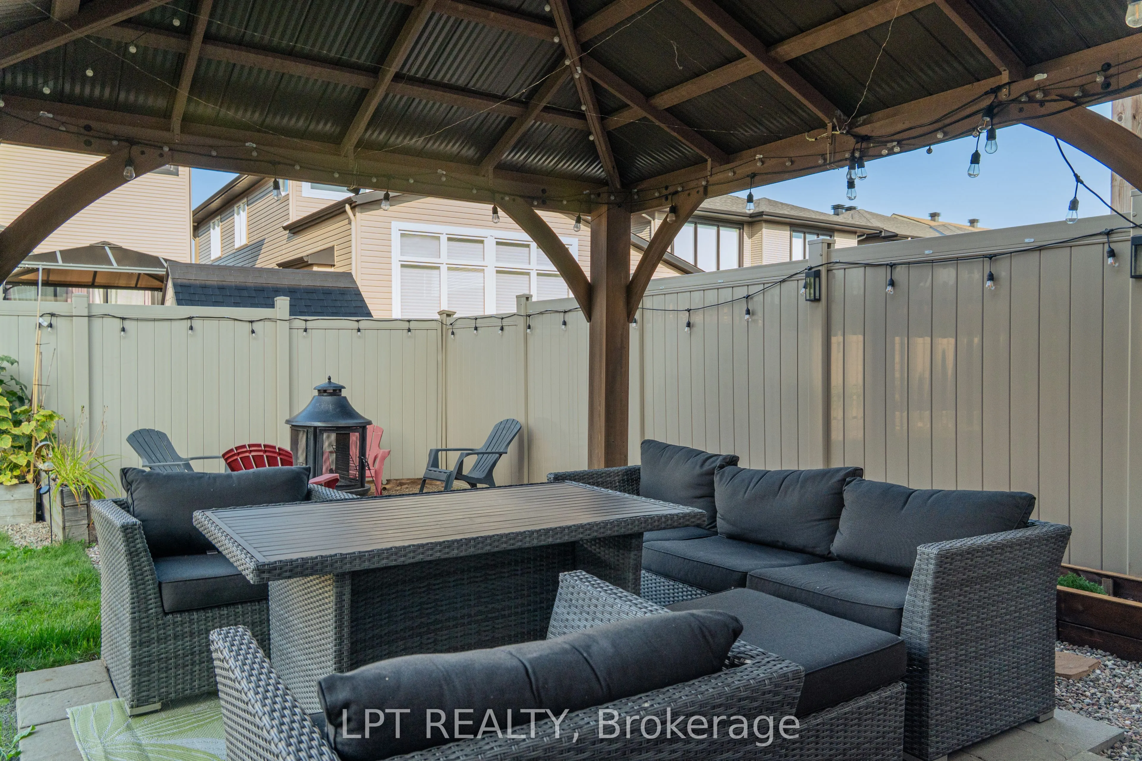 410 Andalusian Crescent