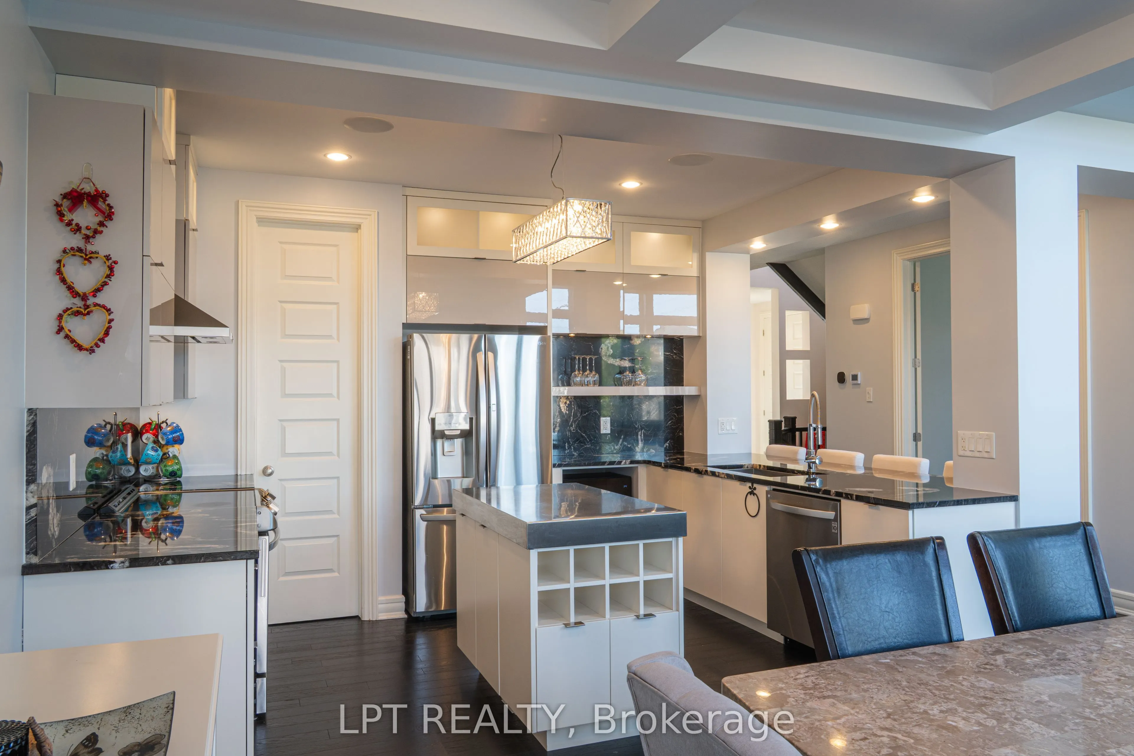 410 Andalusian Crescent