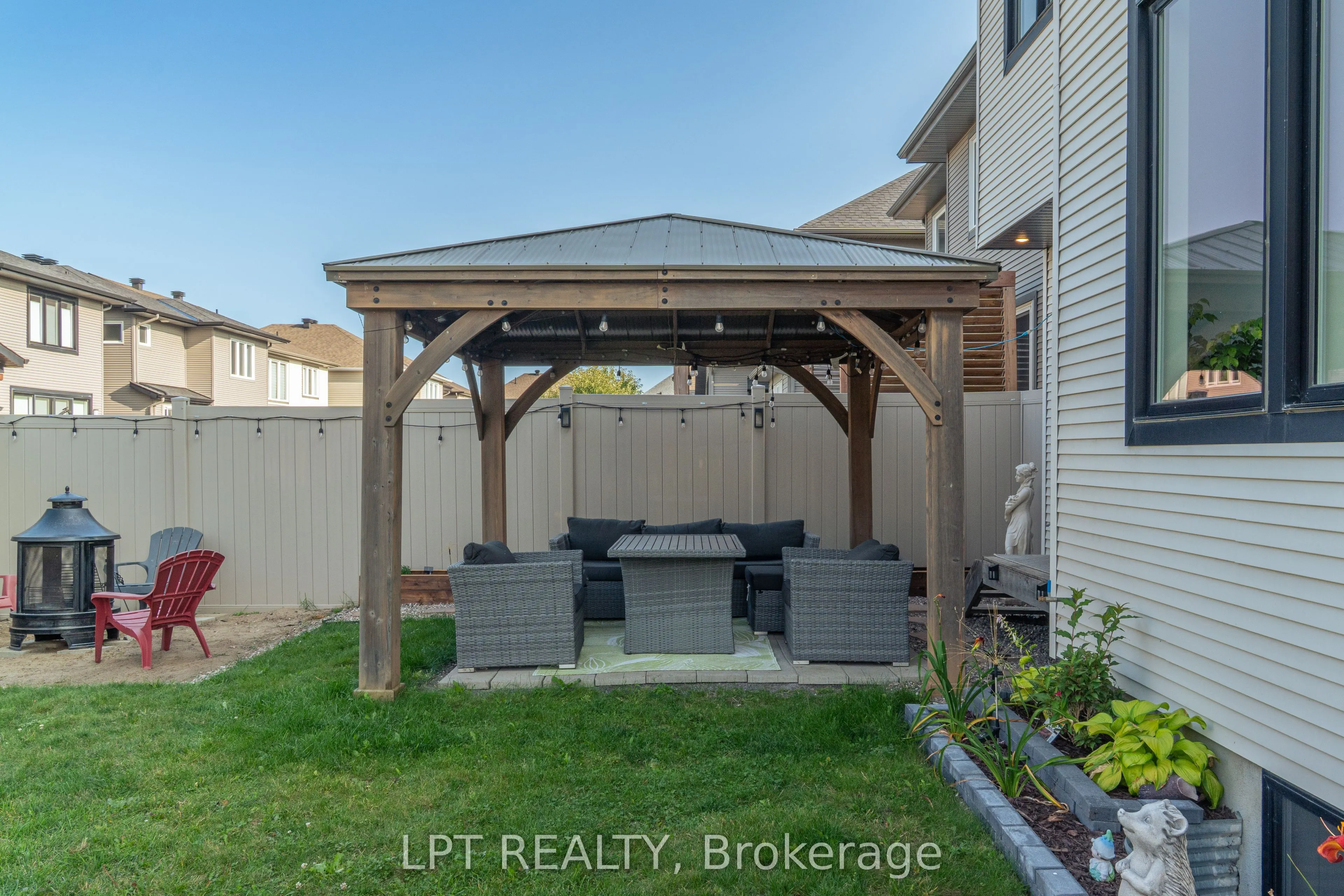 410 Andalusian Crescent