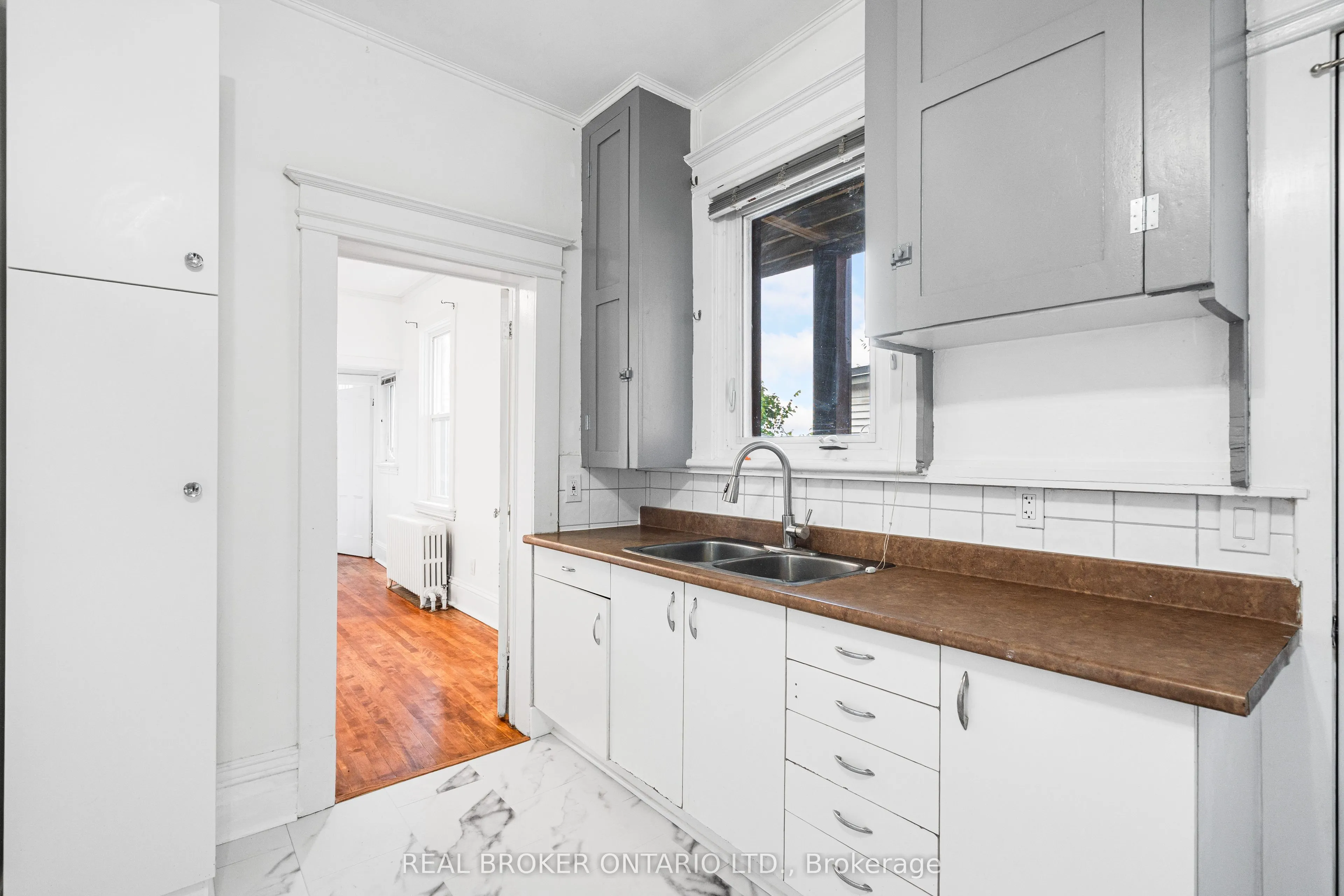 72 Upper Lorne Place, #1