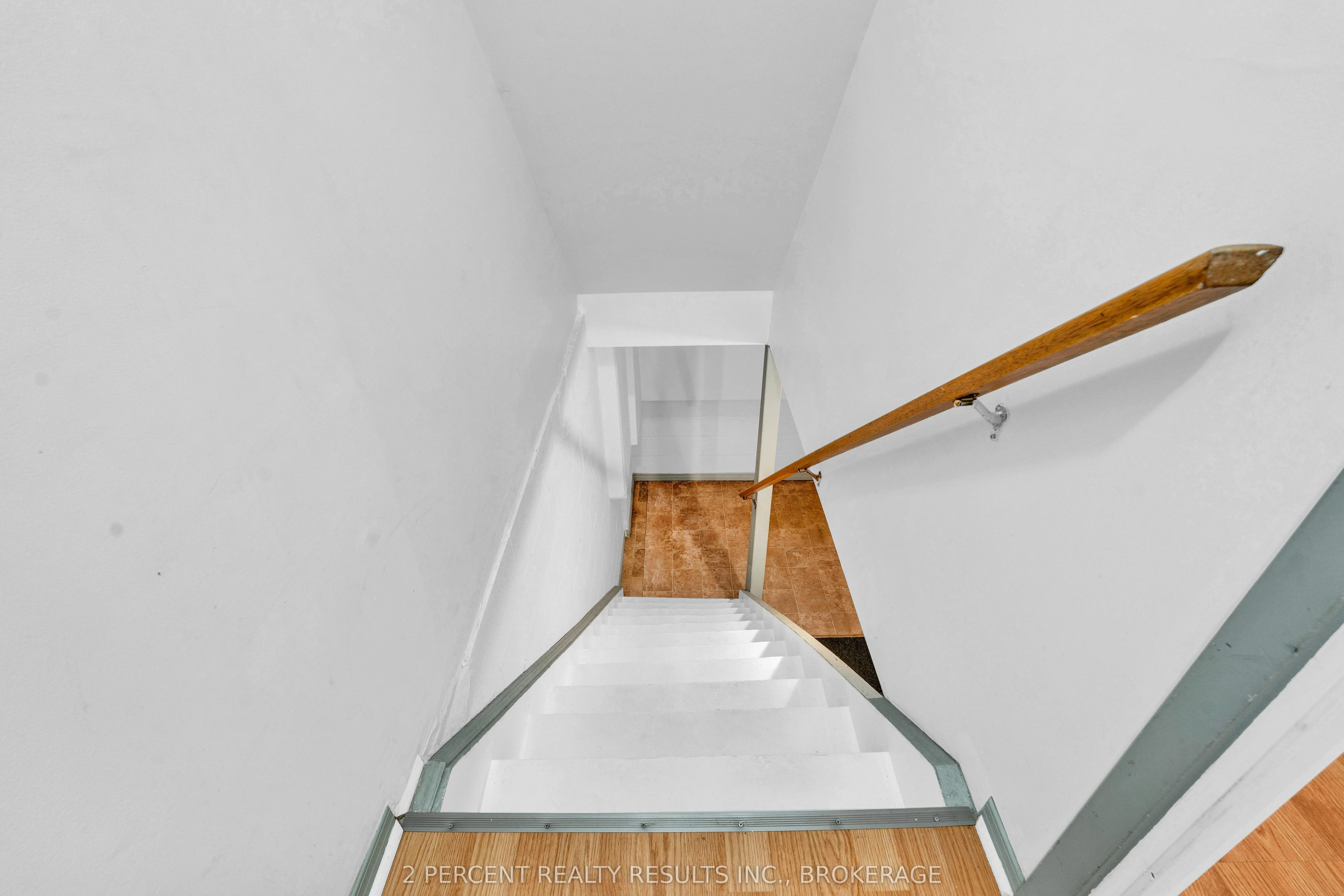 833 Datzell Lane, #79