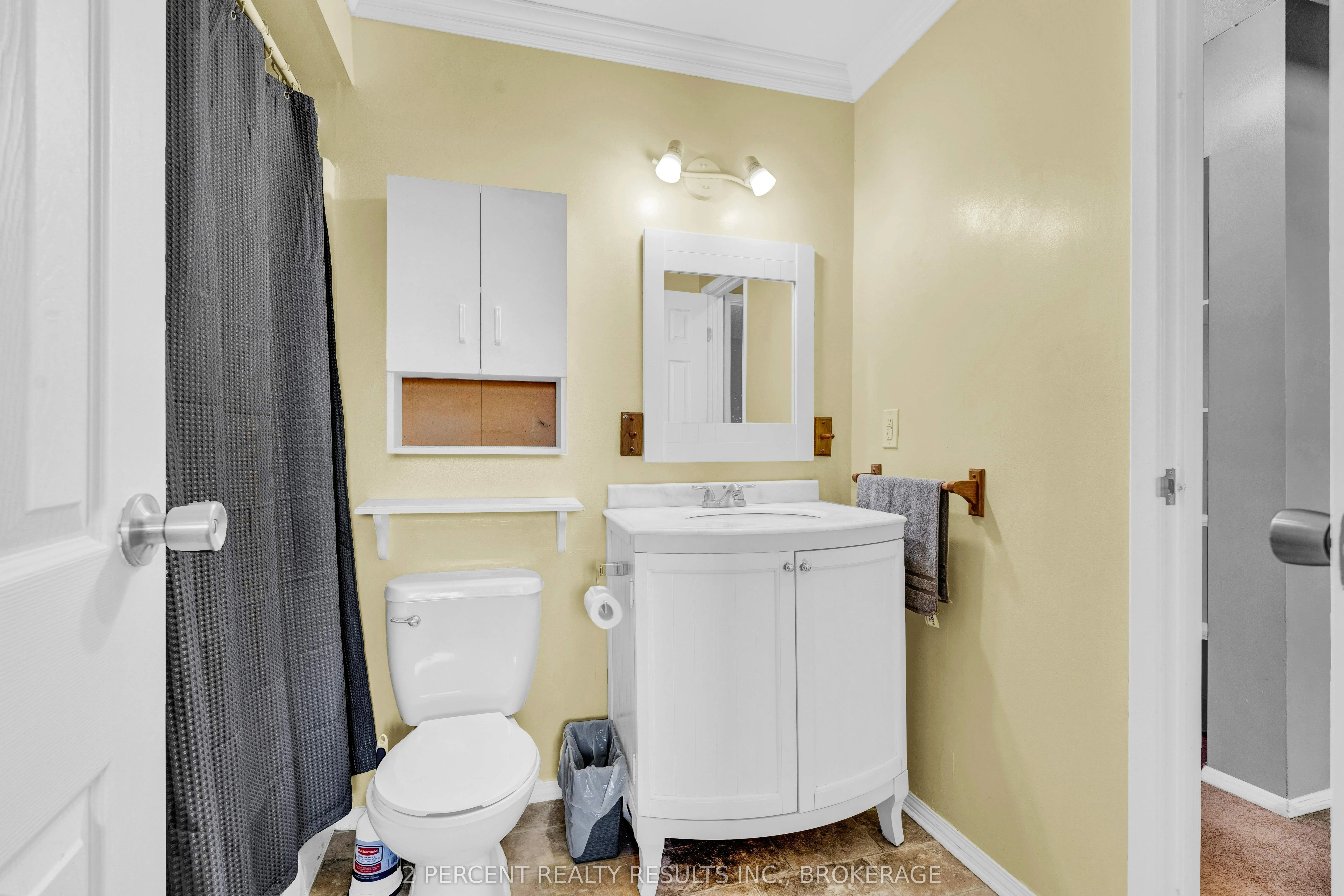 833 Datzell Lane, #79