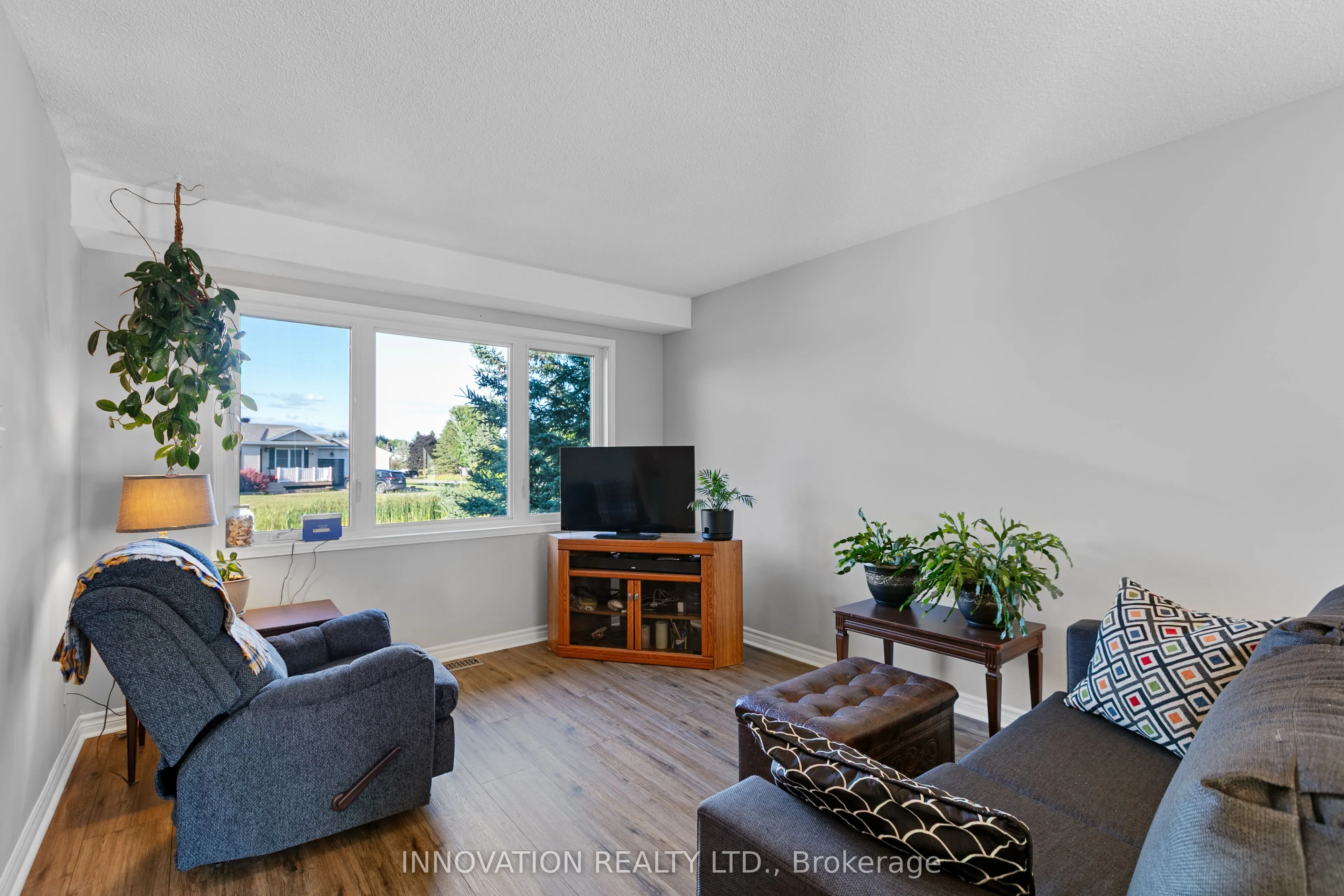 105 Cricket Crescent
