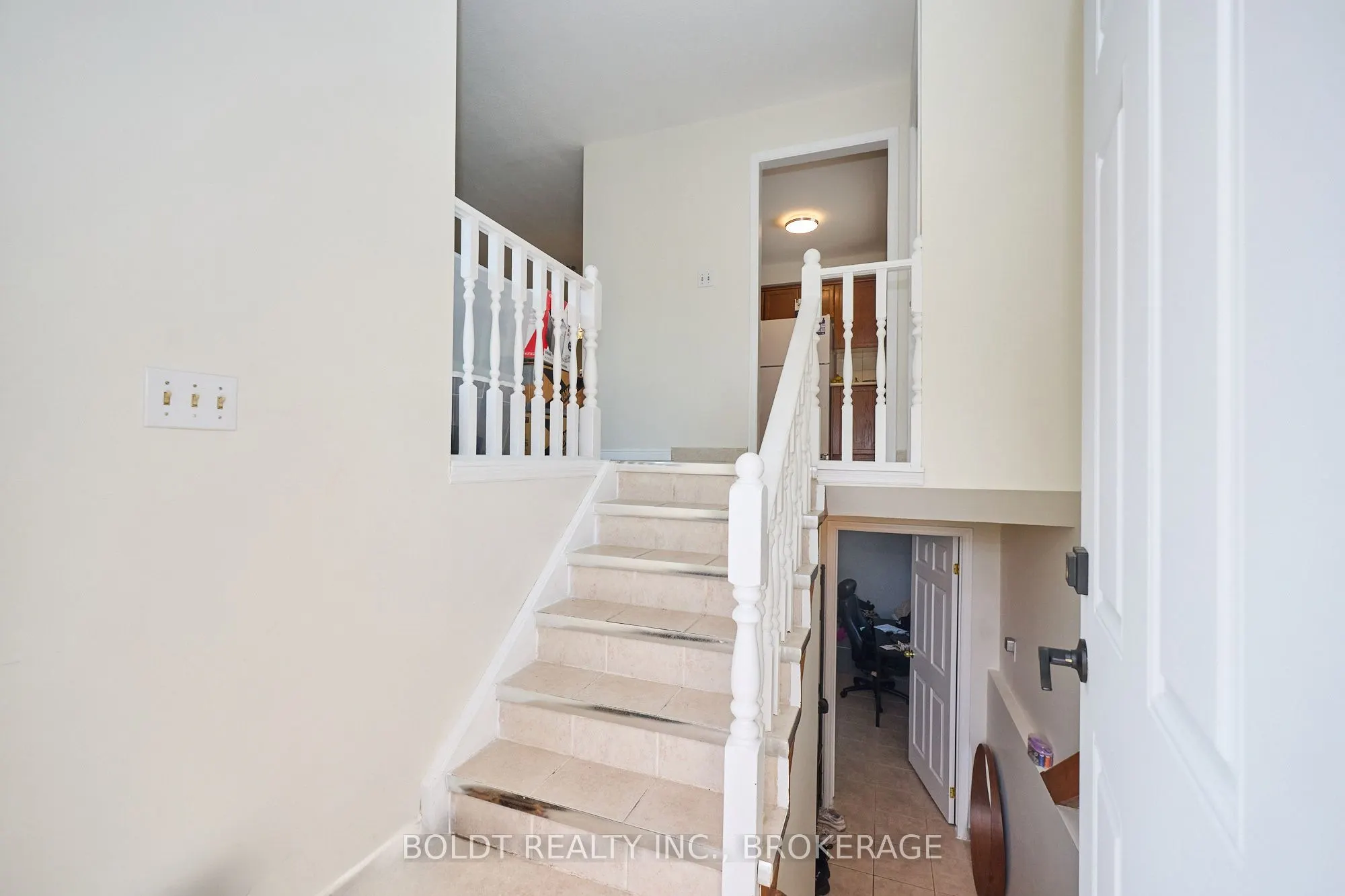 17 Colborne Street