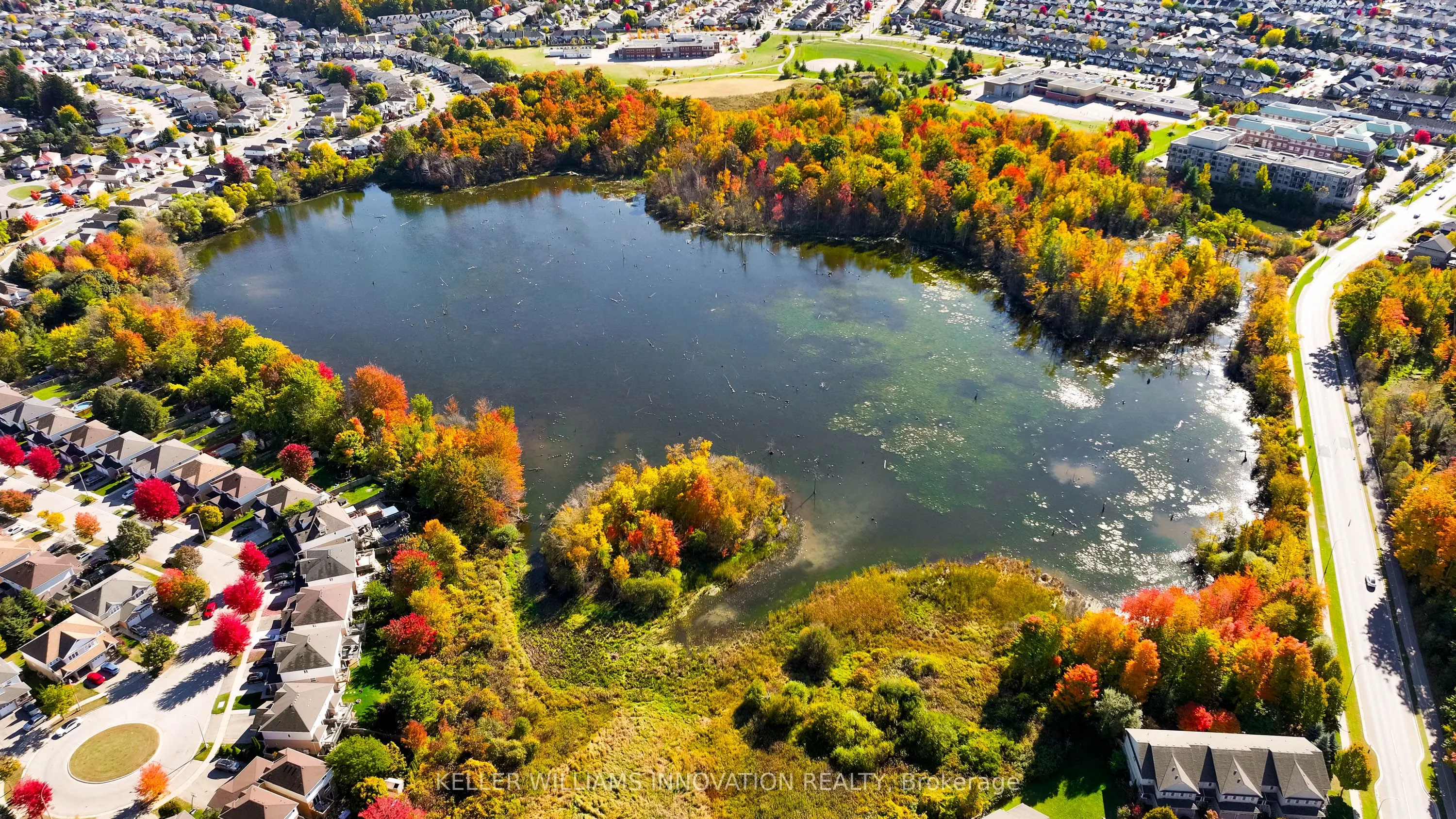 5 Wake Robin Drive, #318