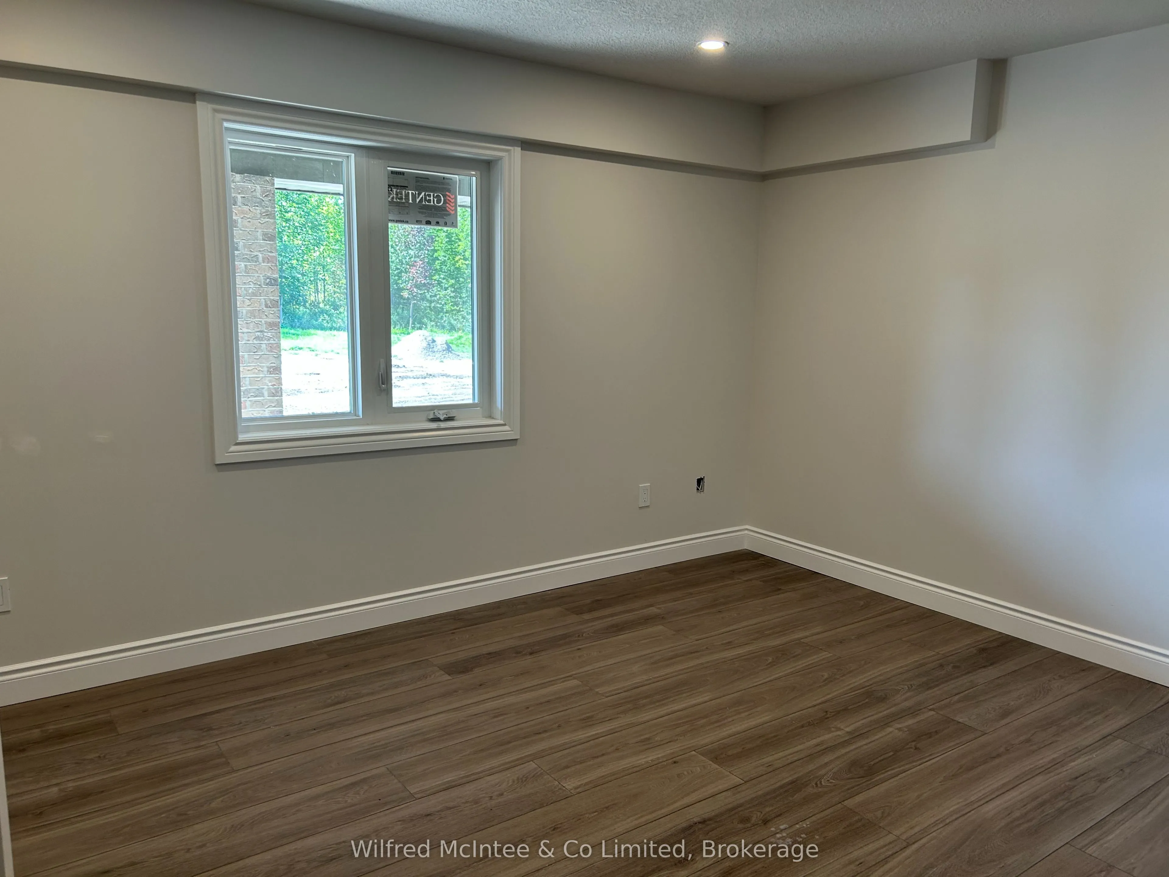 380 1st Avenue N, #5