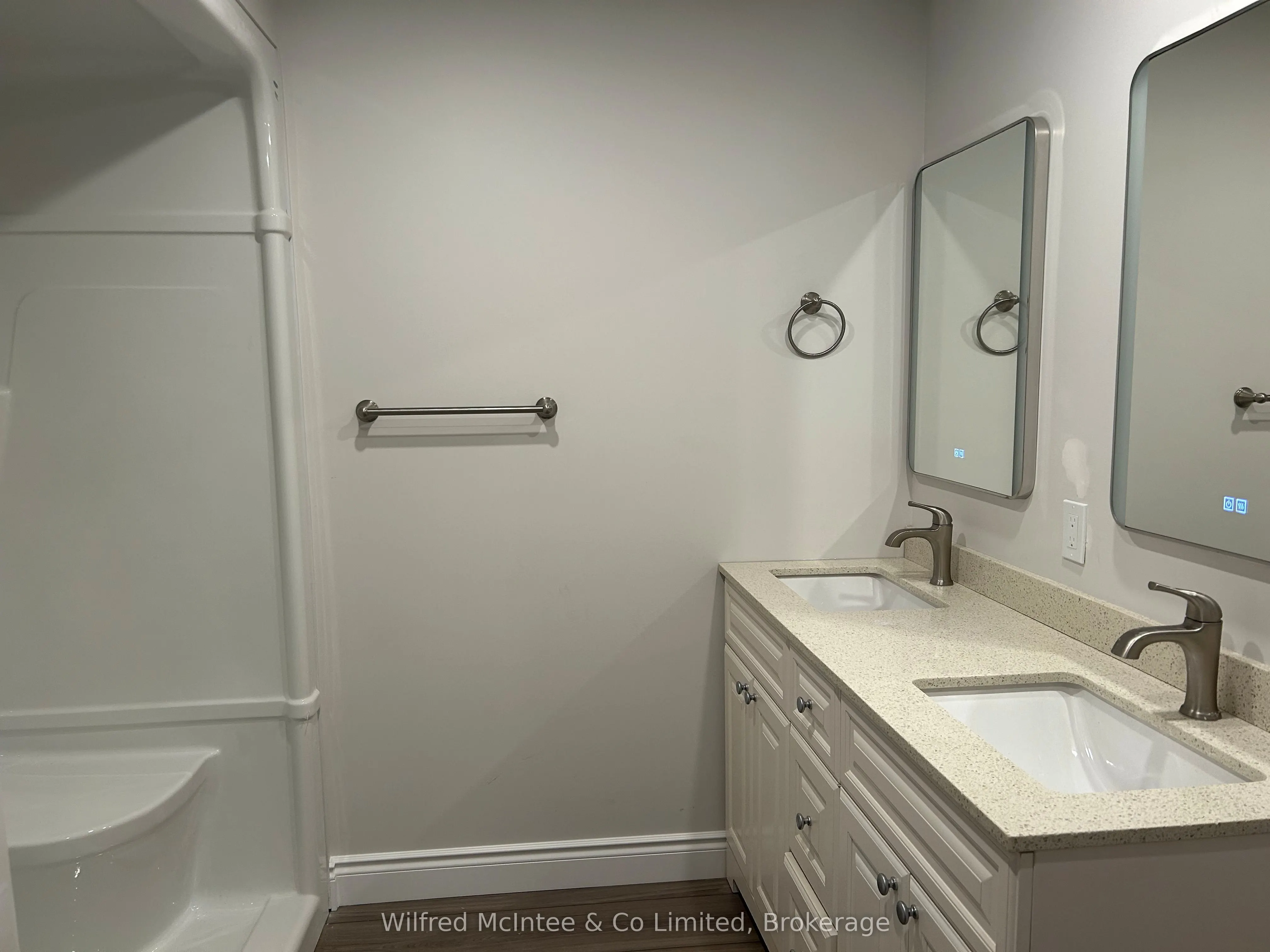 380 1st Avenue N, #5