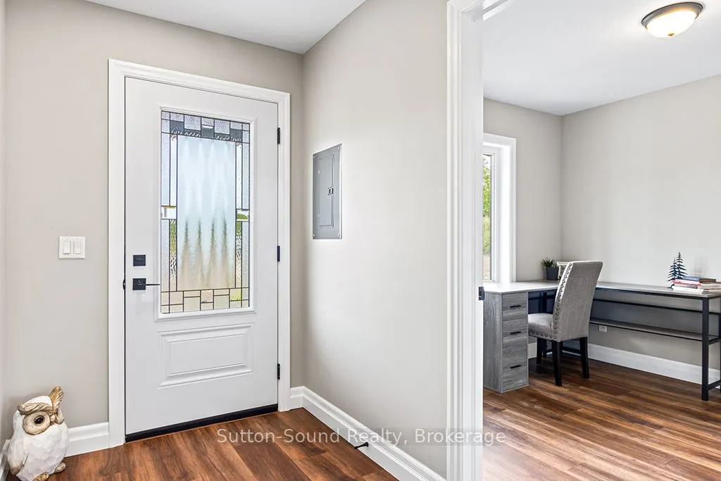 18 Maple Golf Crescent, #2