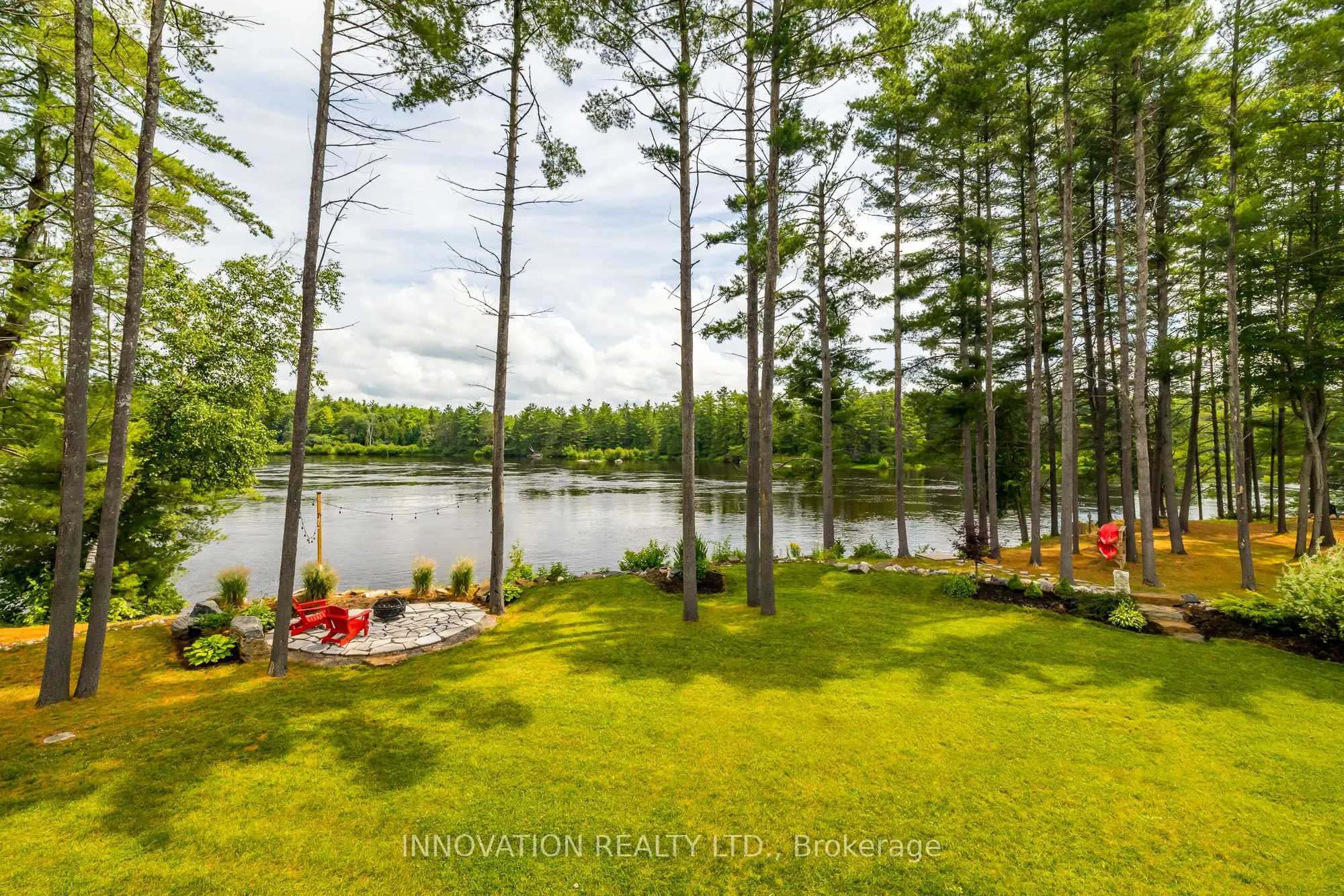 103 A Carriage Landing Drive