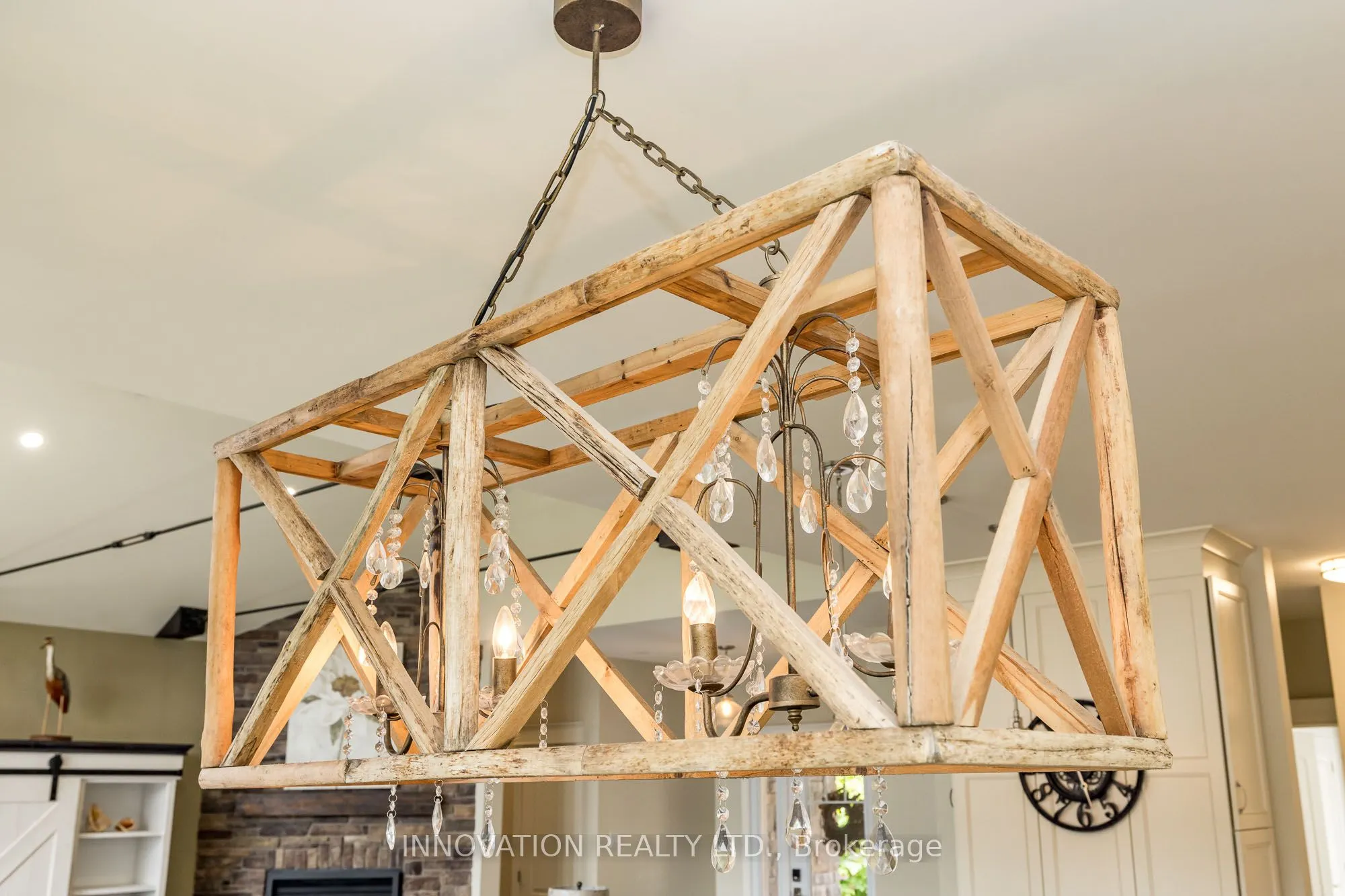103 A Carriage Landing Drive