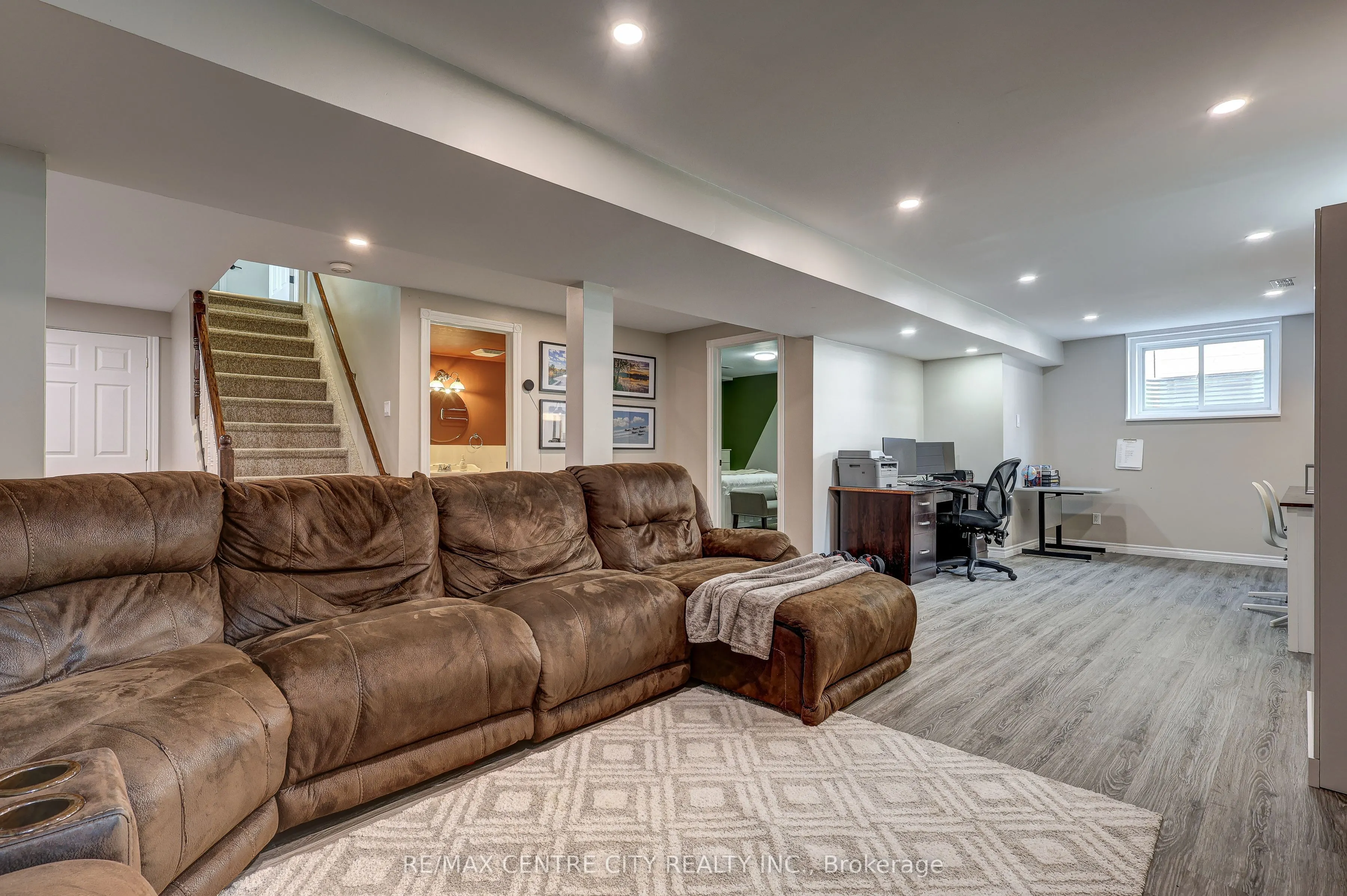 25 Hawthorne Crescent
