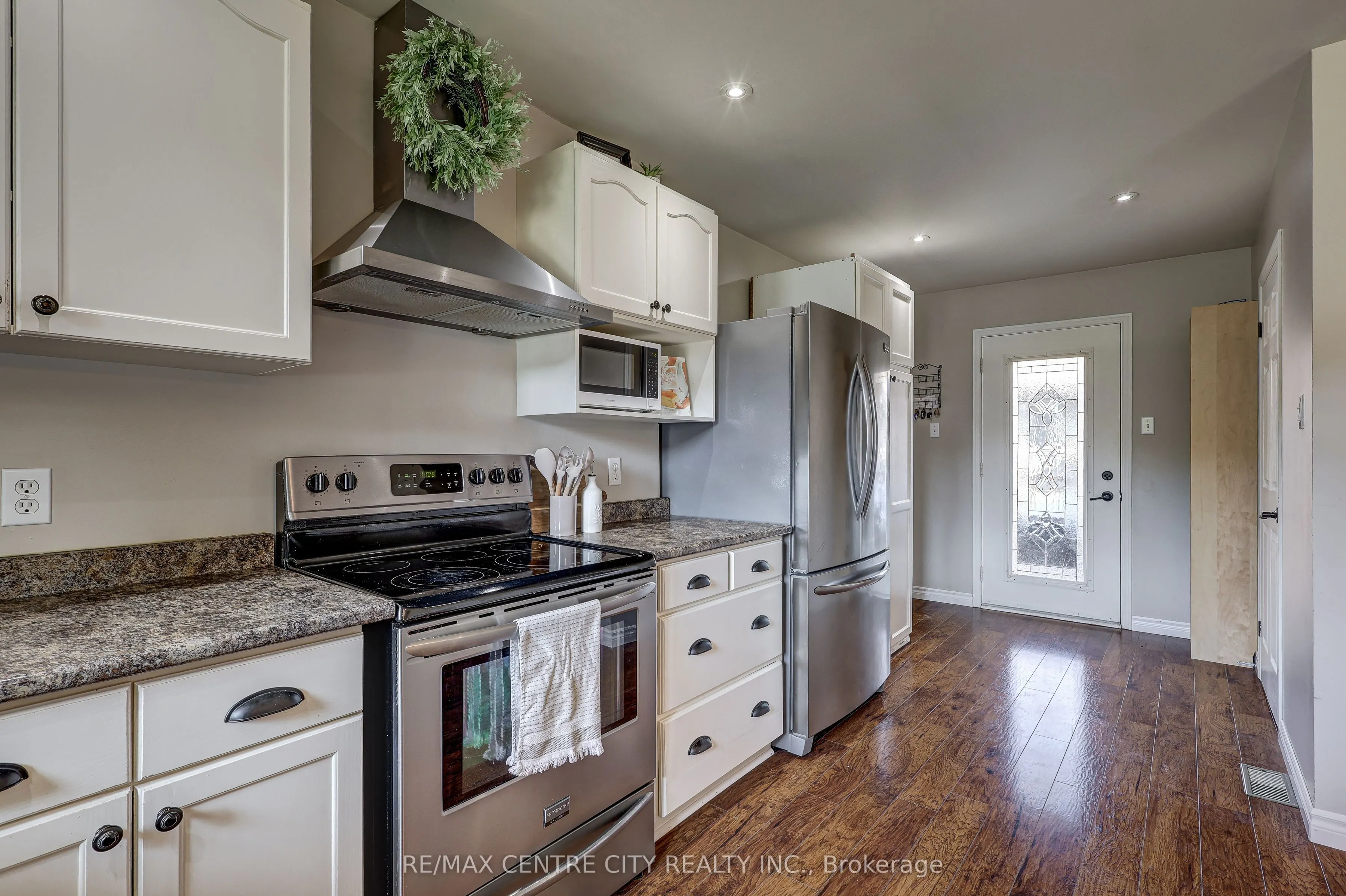 25 Hawthorne Crescent