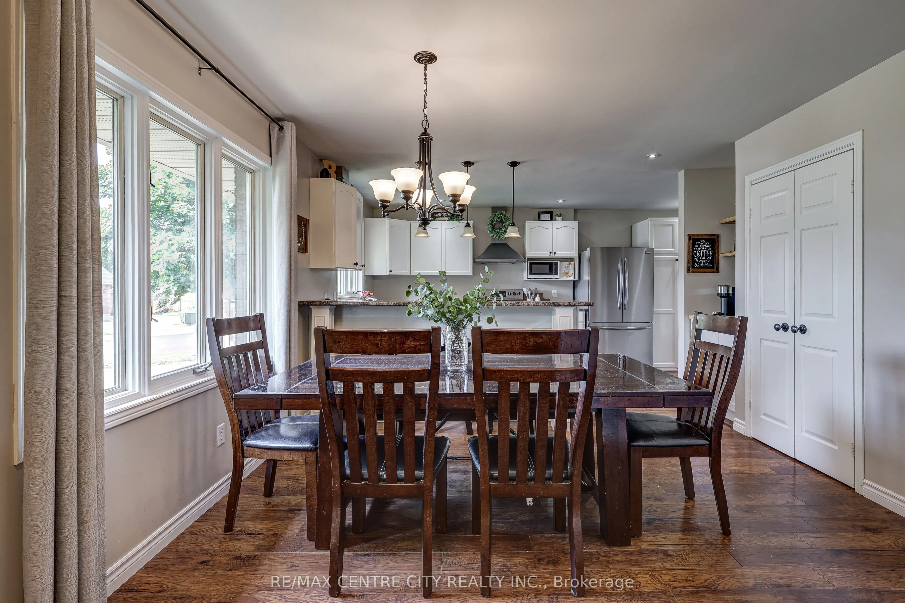 25 Hawthorne Crescent