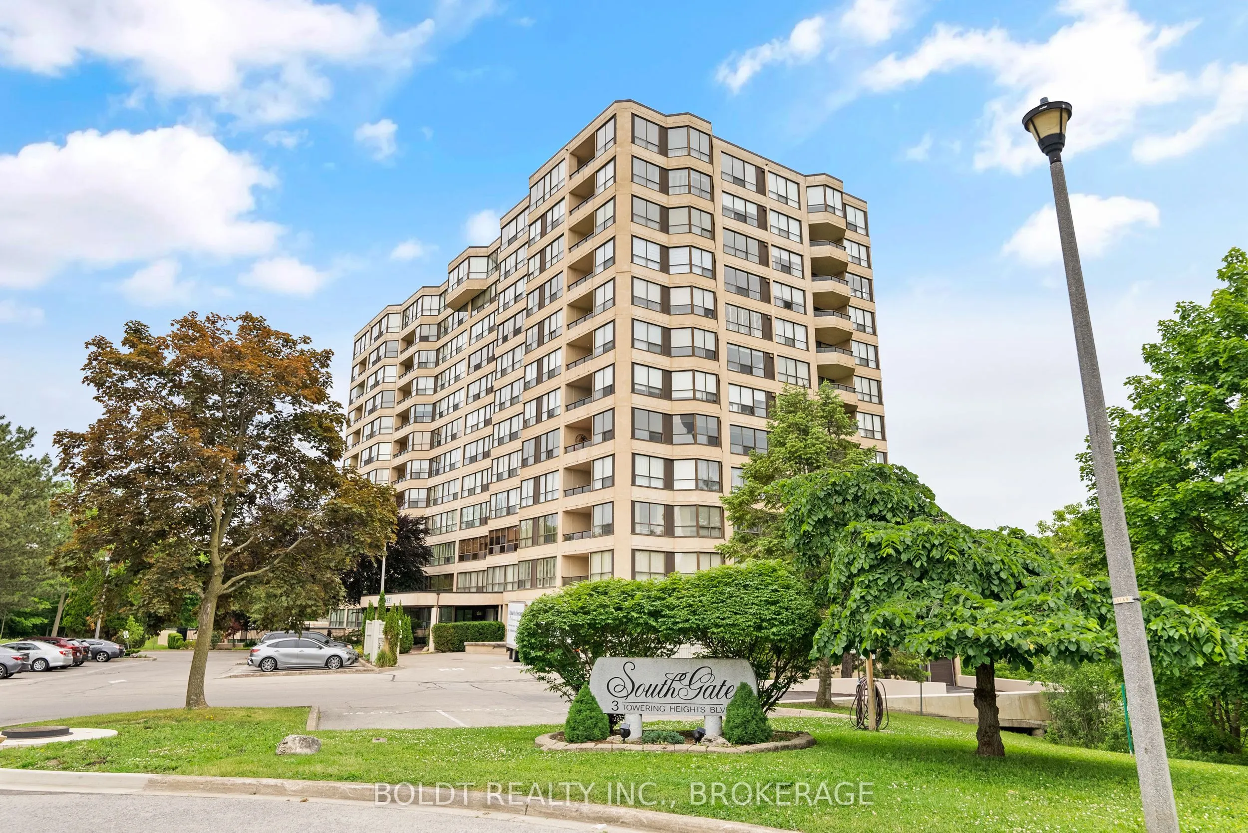 3 Towering Heights Boulevard, #1001
