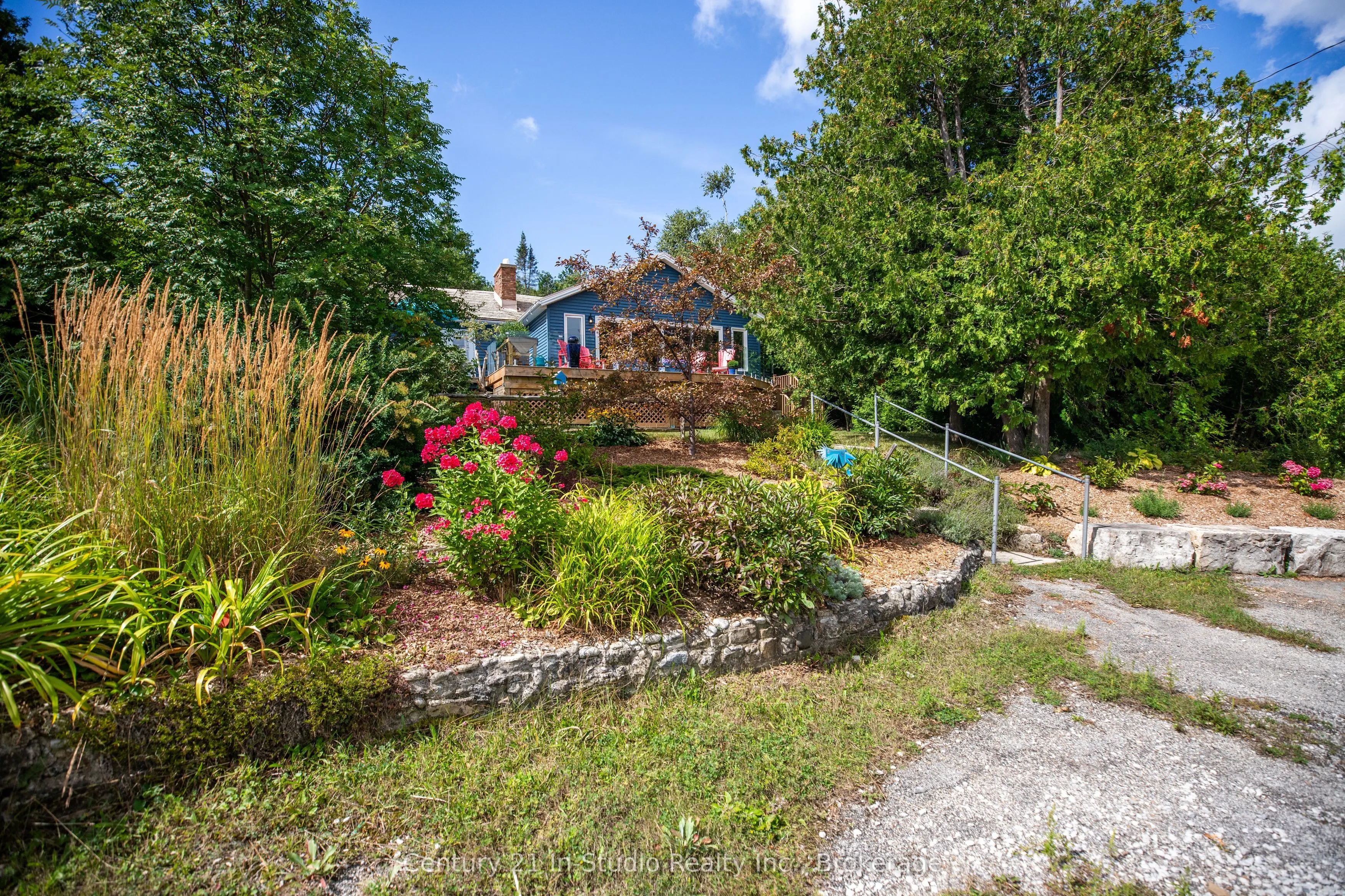 129 & 130 Isthmus Bay Road