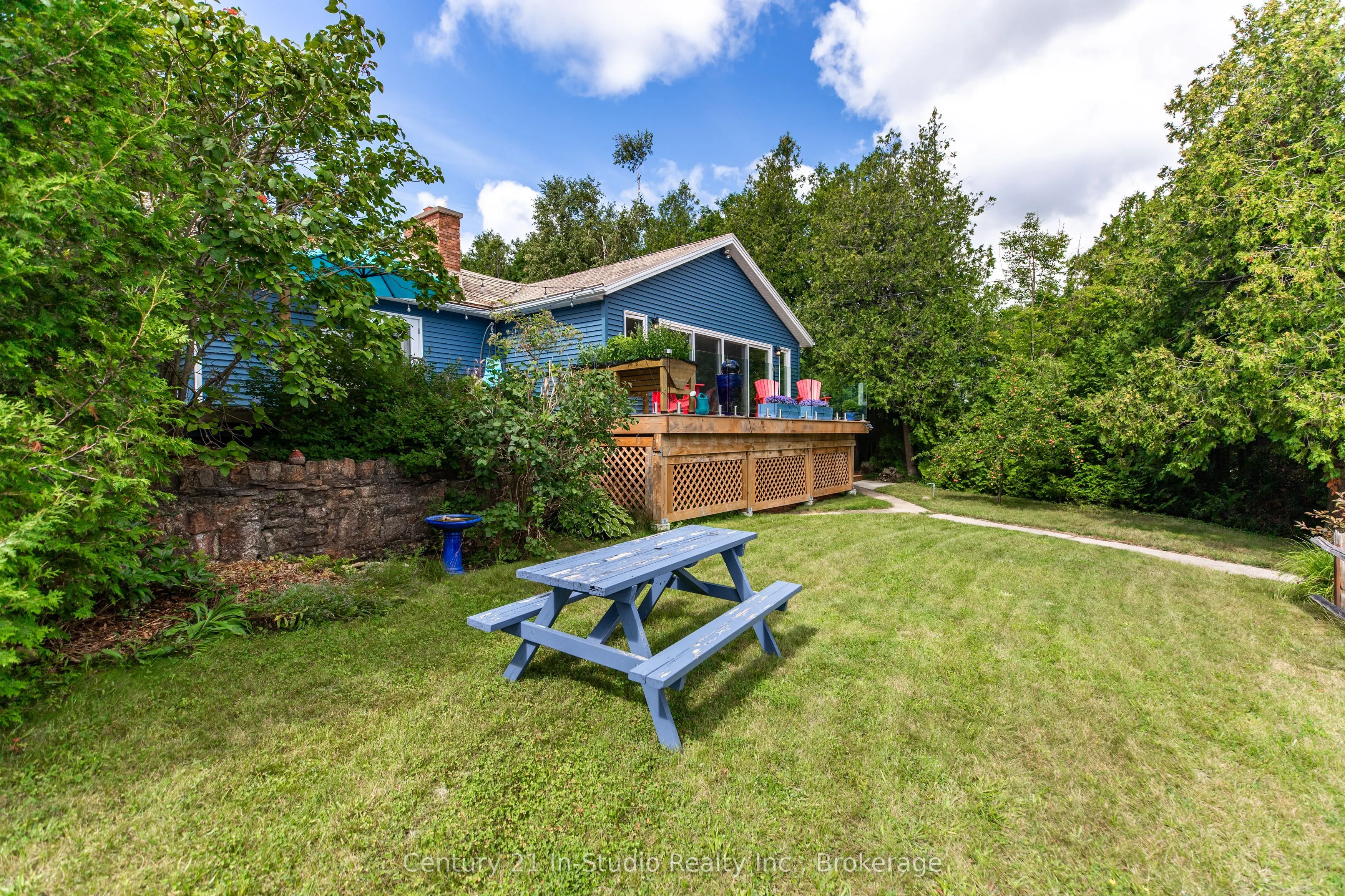 129 & 130 Isthmus Bay Road