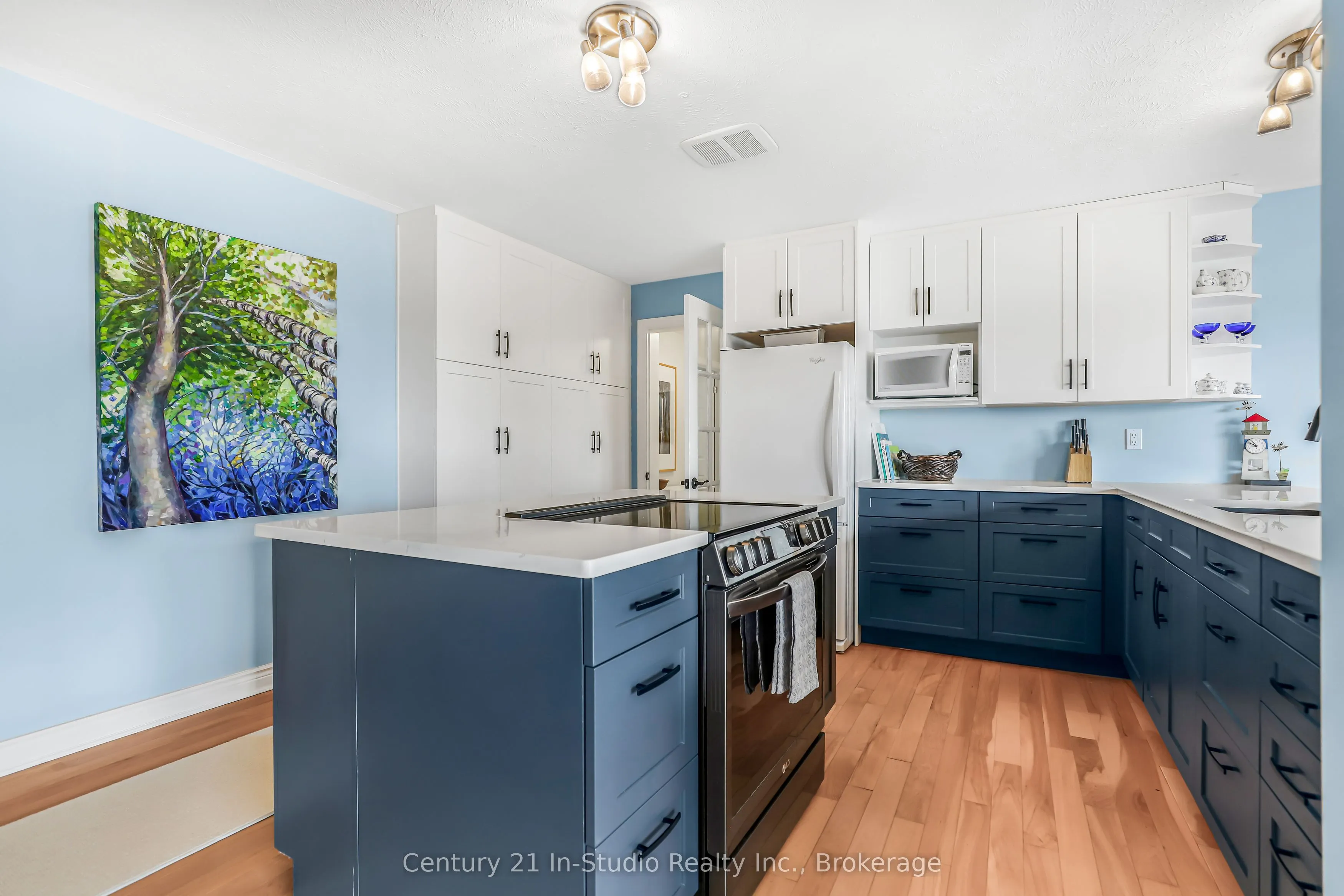 129 & 130 Isthmus Bay Road