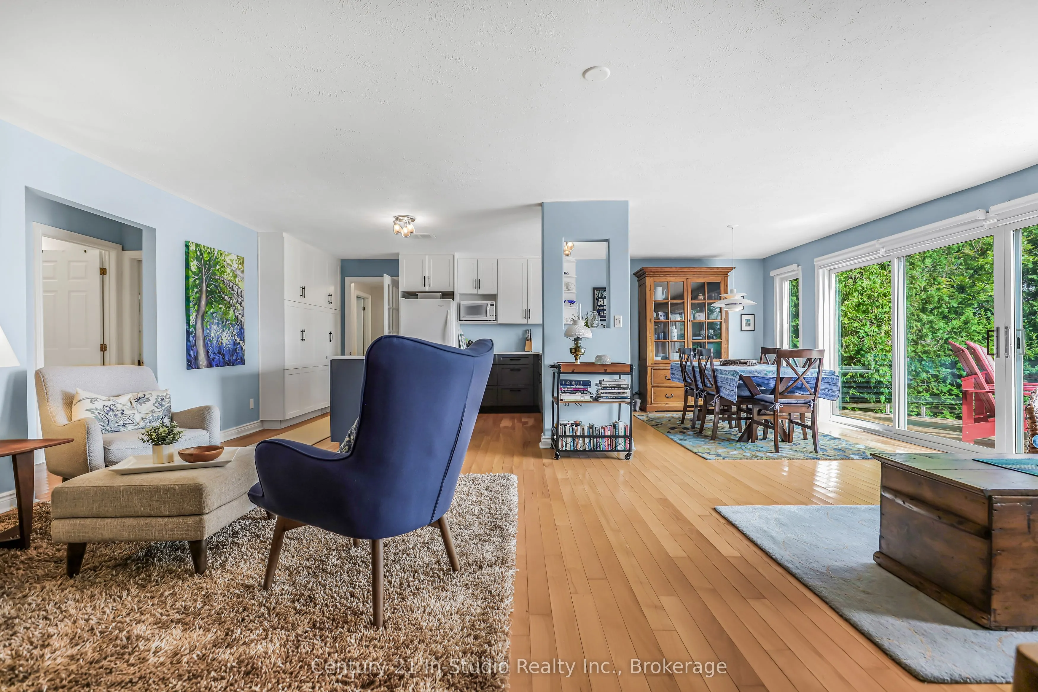 129 & 130 Isthmus Bay Road