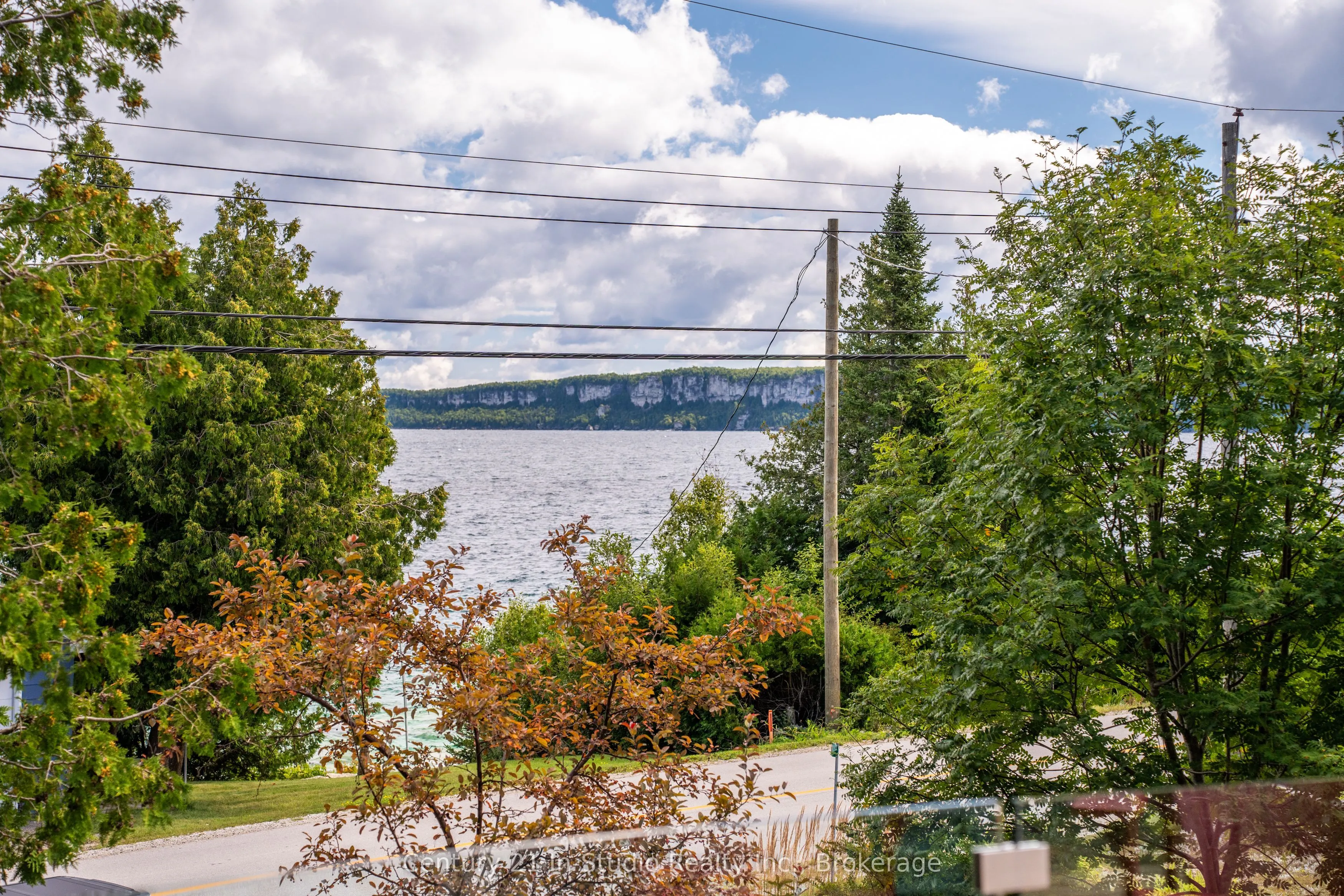 129 & 130 Isthmus Bay Road
