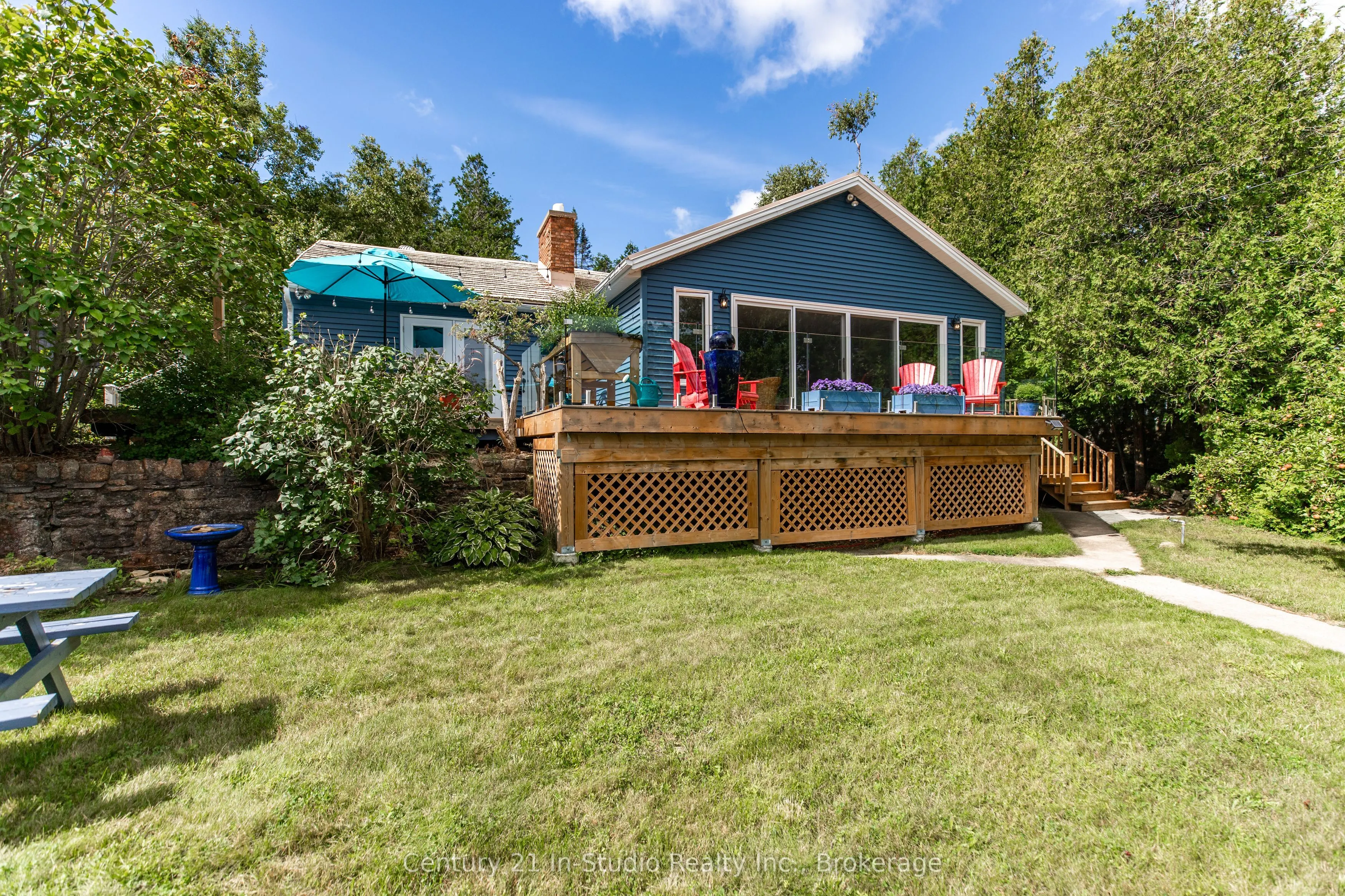 129 & 130 Isthmus Bay Road