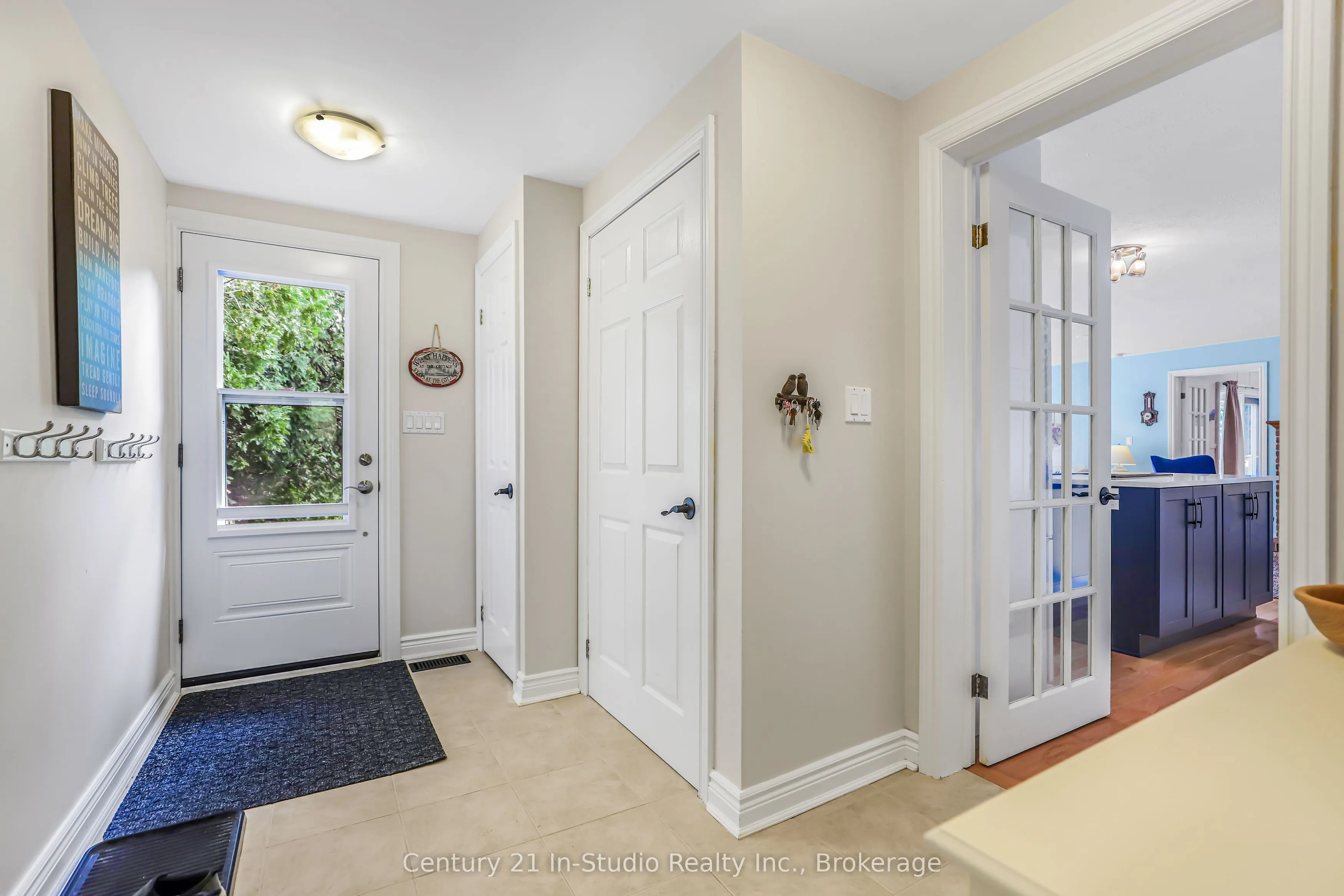 129 & 130 Isthmus Bay Road