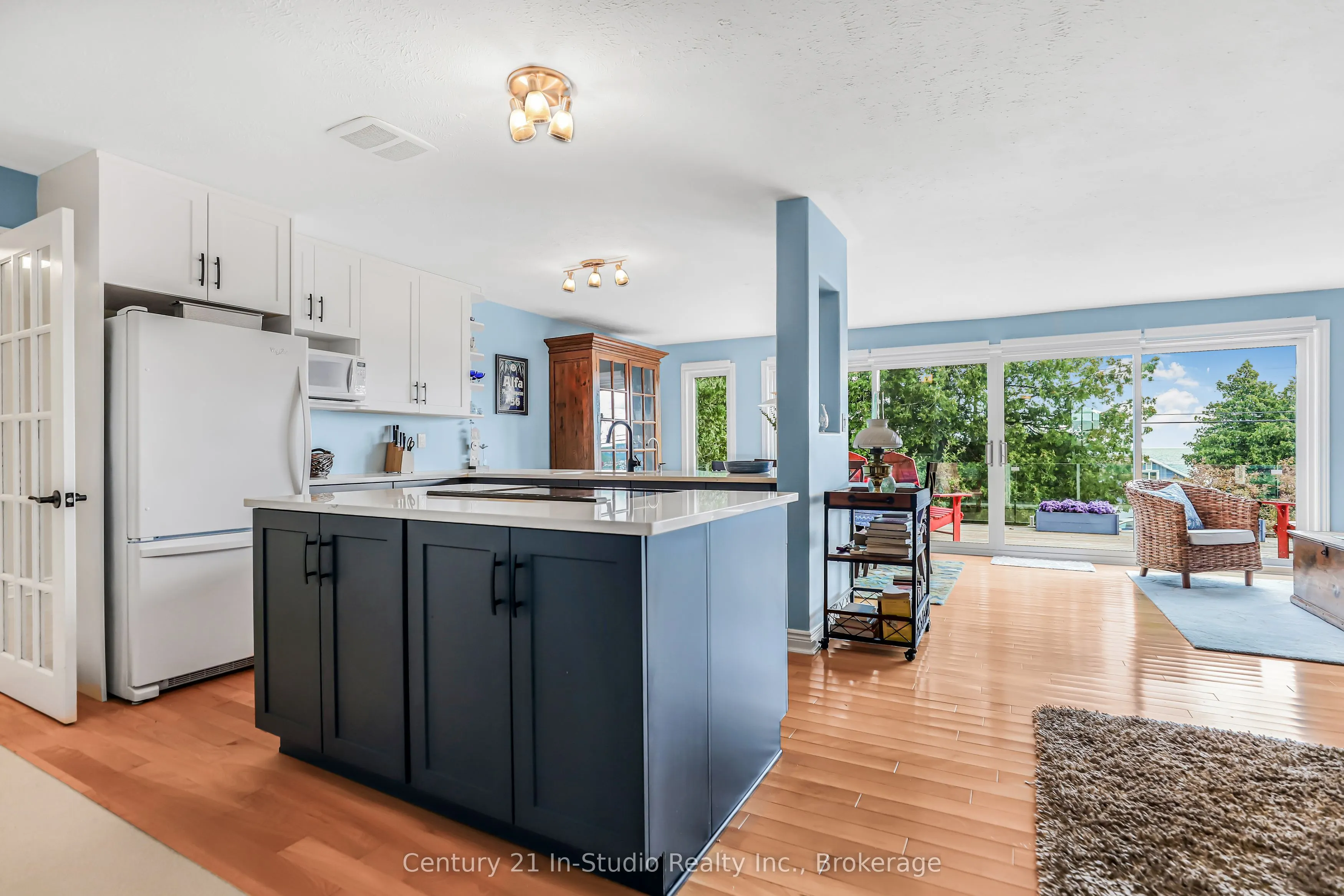 129 & 130 Isthmus Bay Road