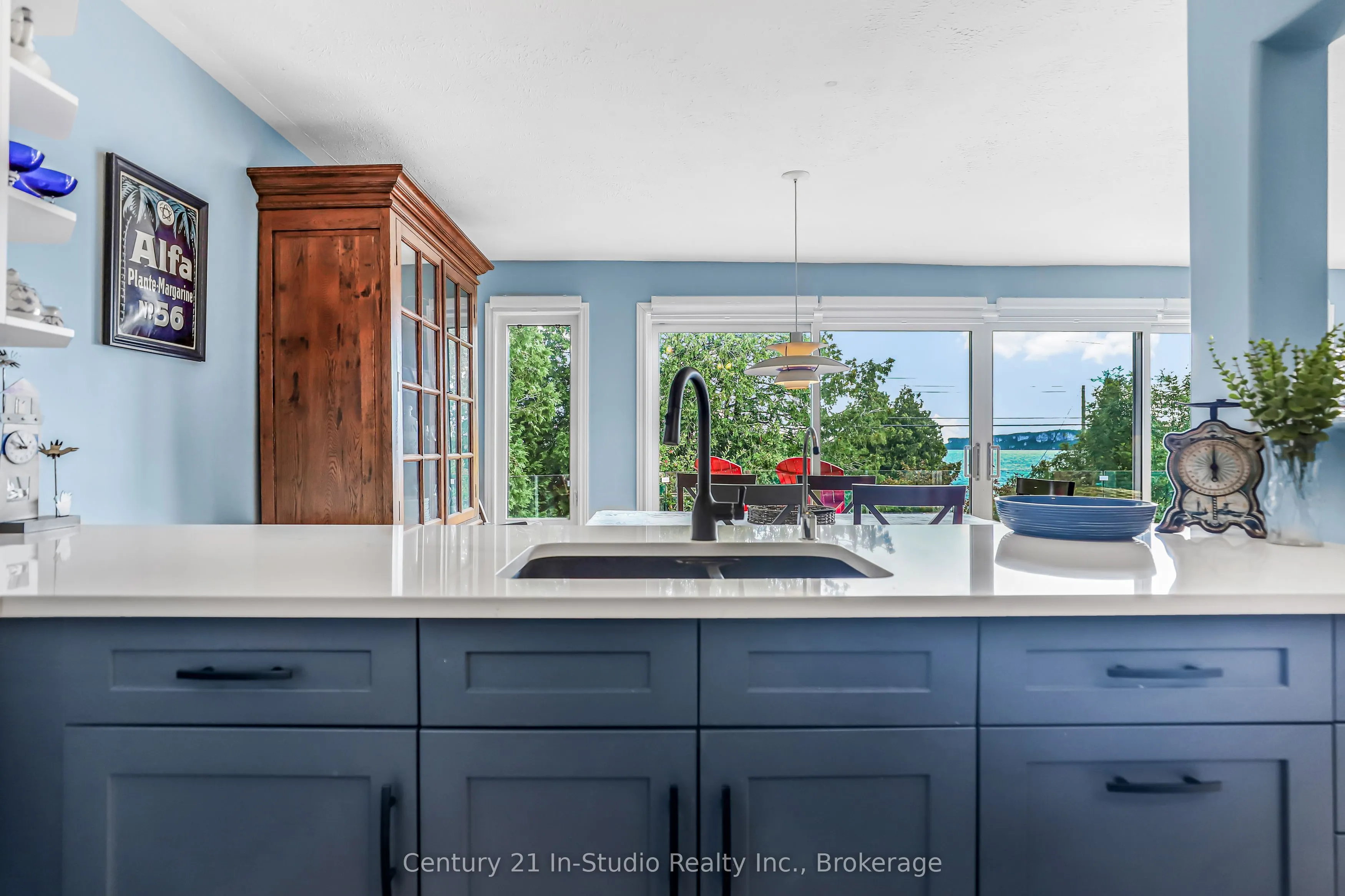129 & 130 Isthmus Bay Road