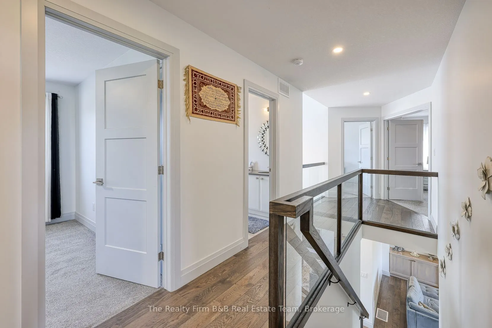 42 PEGGY Avenue