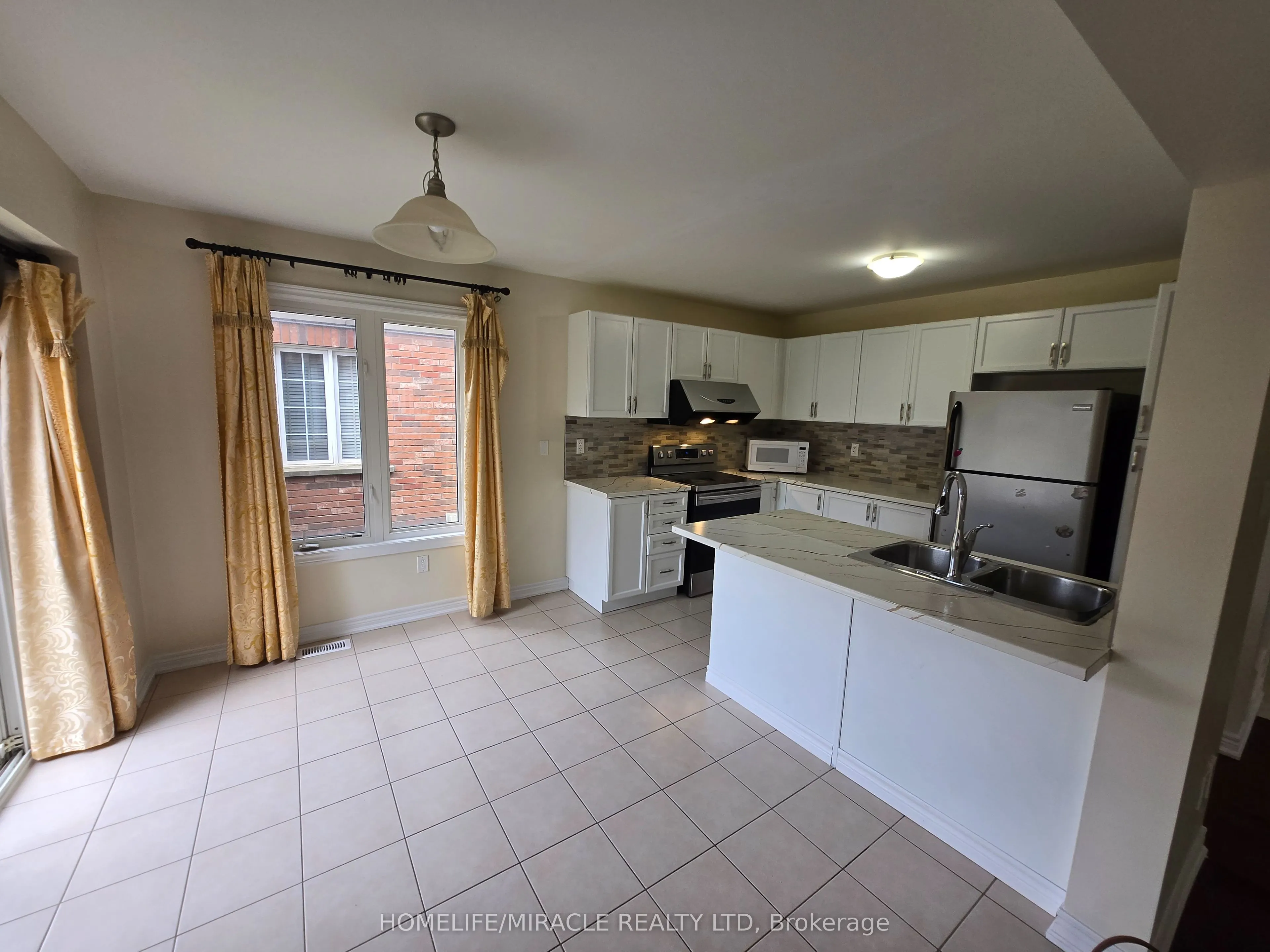 9112 Kudlac Street, #Upper