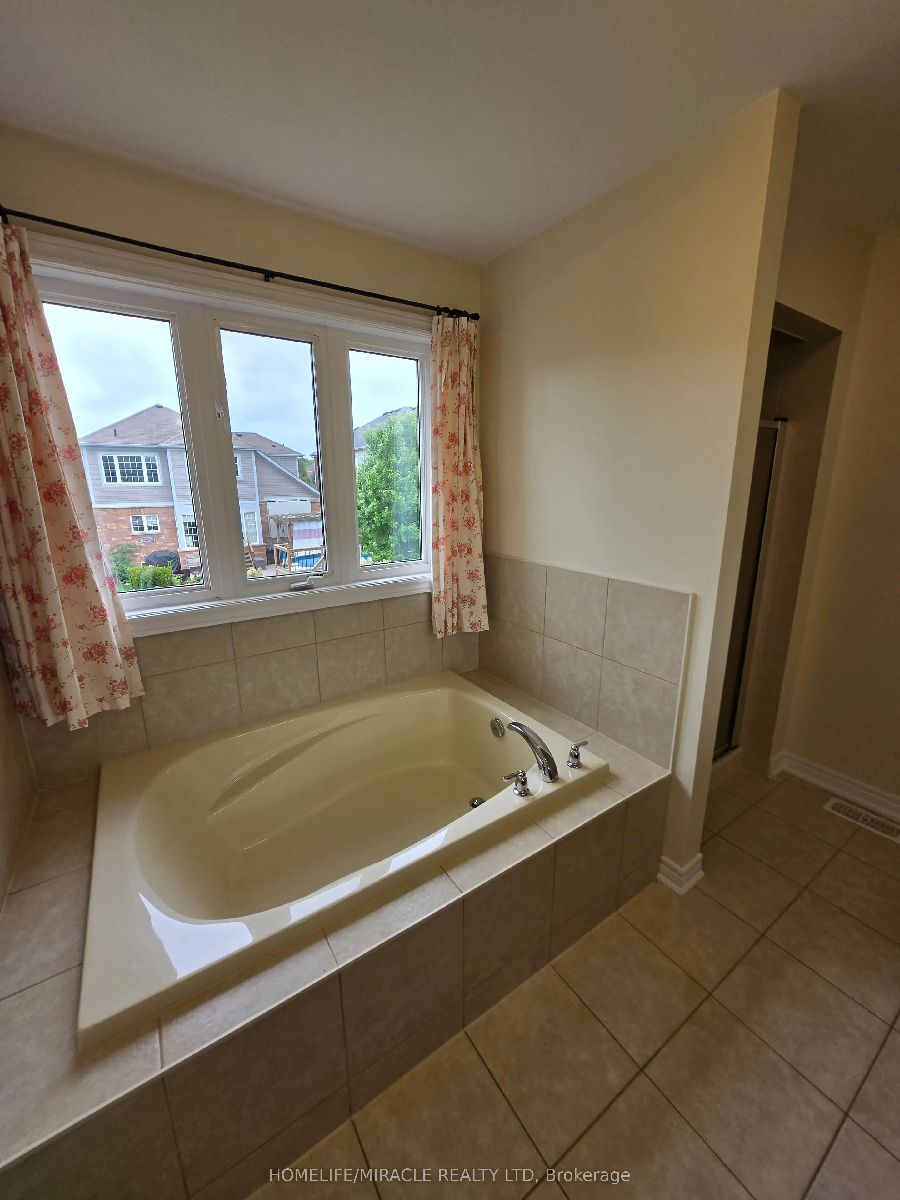 9112 Kudlac Street, #Upper