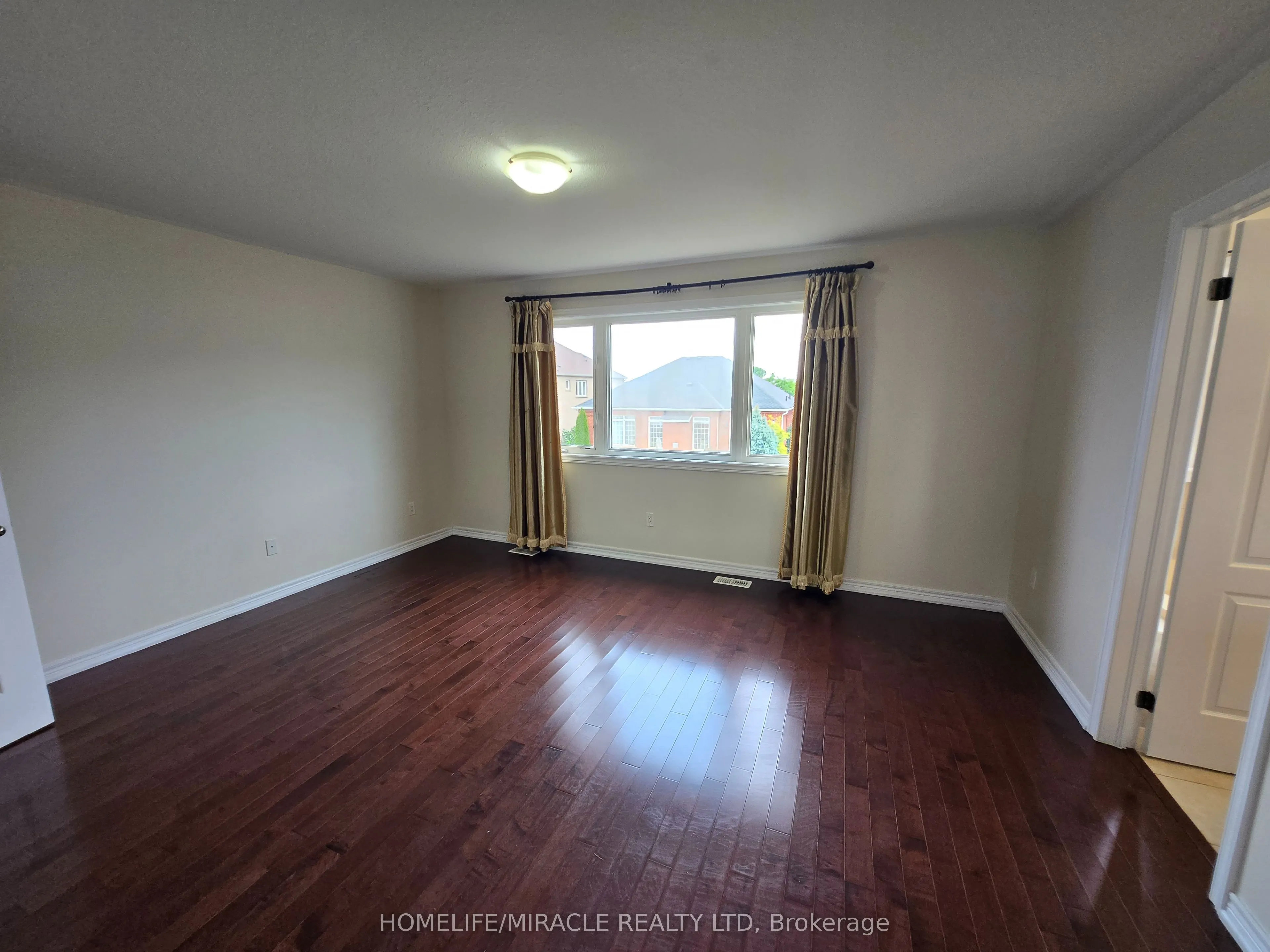 9112 Kudlac Street, #Upper