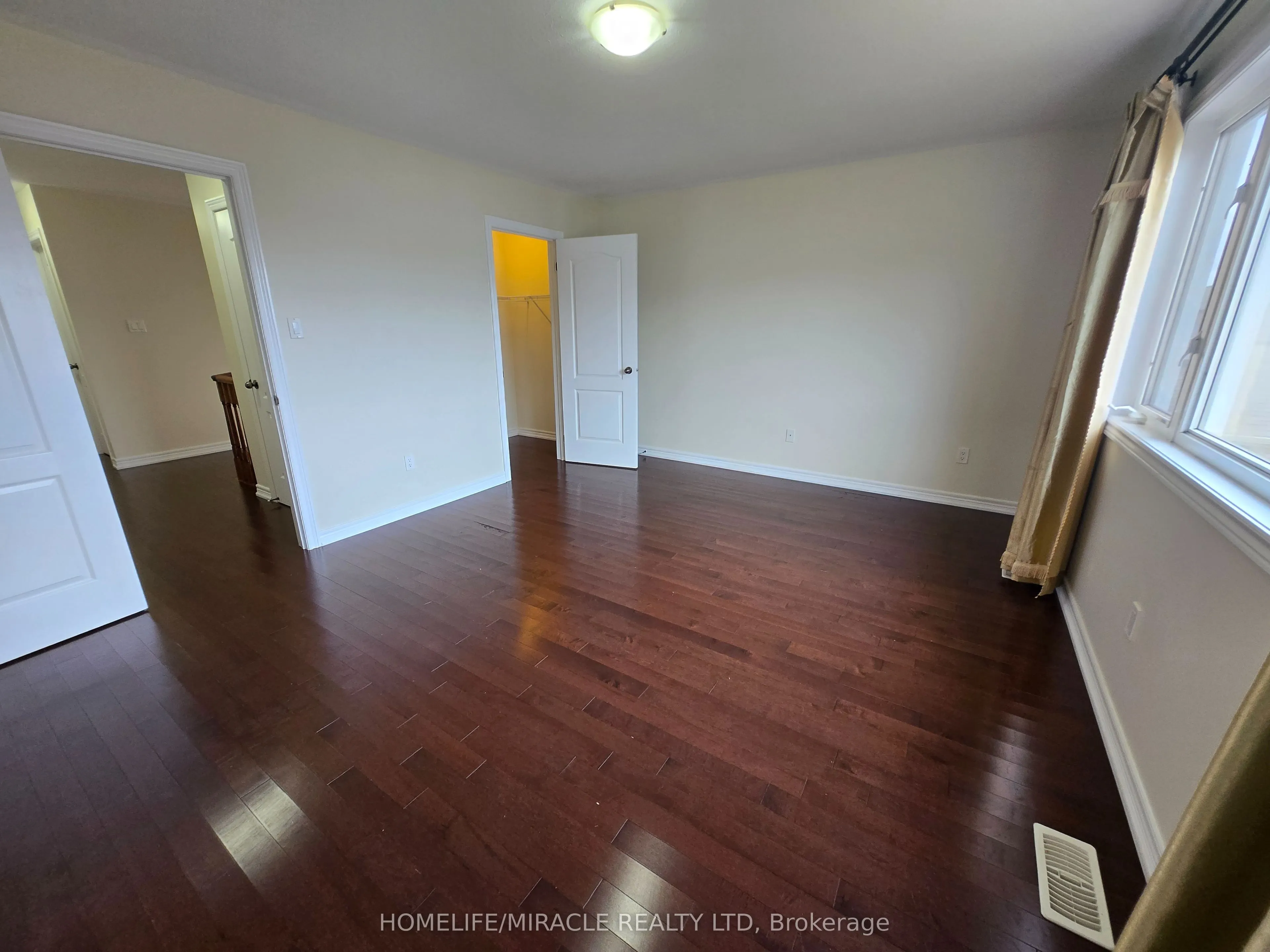 9112 Kudlac Street, #Upper